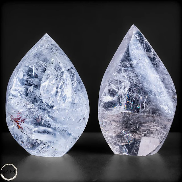 Extraordinary Lemurian Quartz Flame Set – two massive...