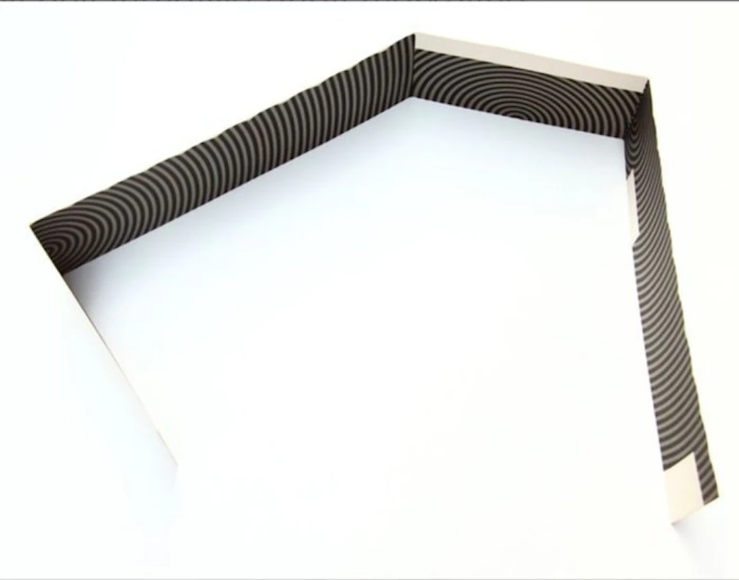 Sol Lewitt (1928-2007) - Arcs from four sides on four walls