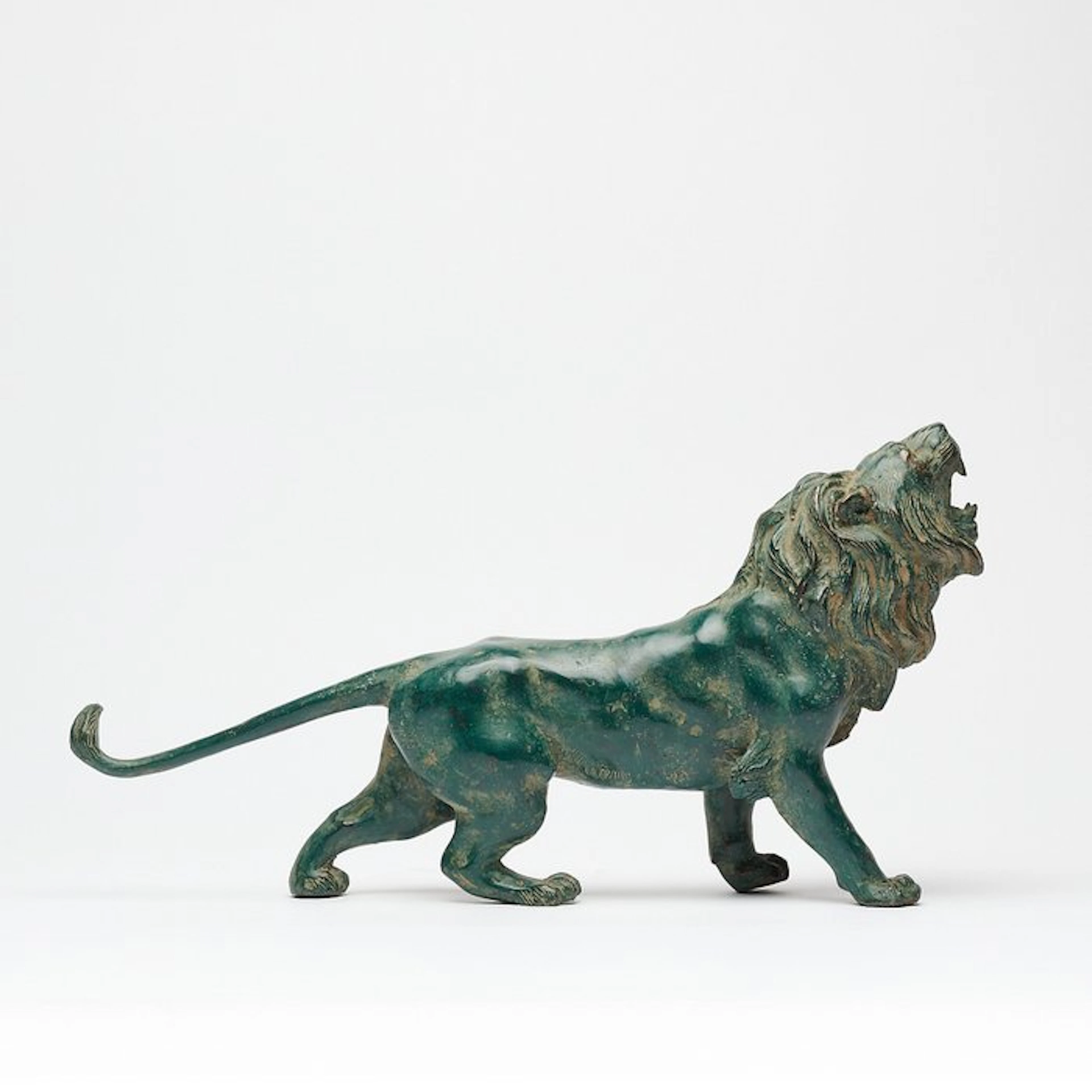 Statue, No RESERVE PRICE - Majestic Dark Green Patinated...
