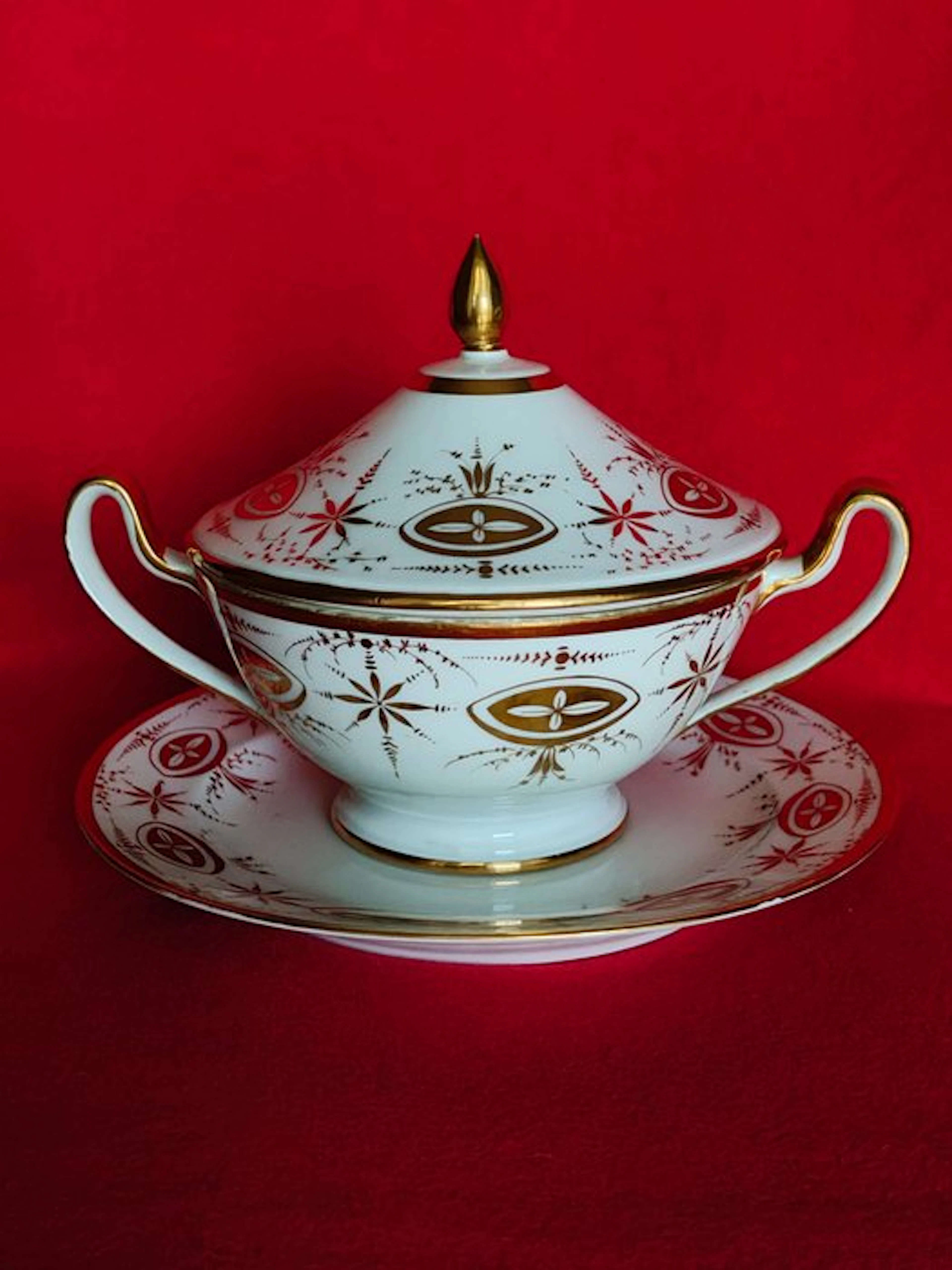 Decorative ornament - Porcelaine de Paris - France...