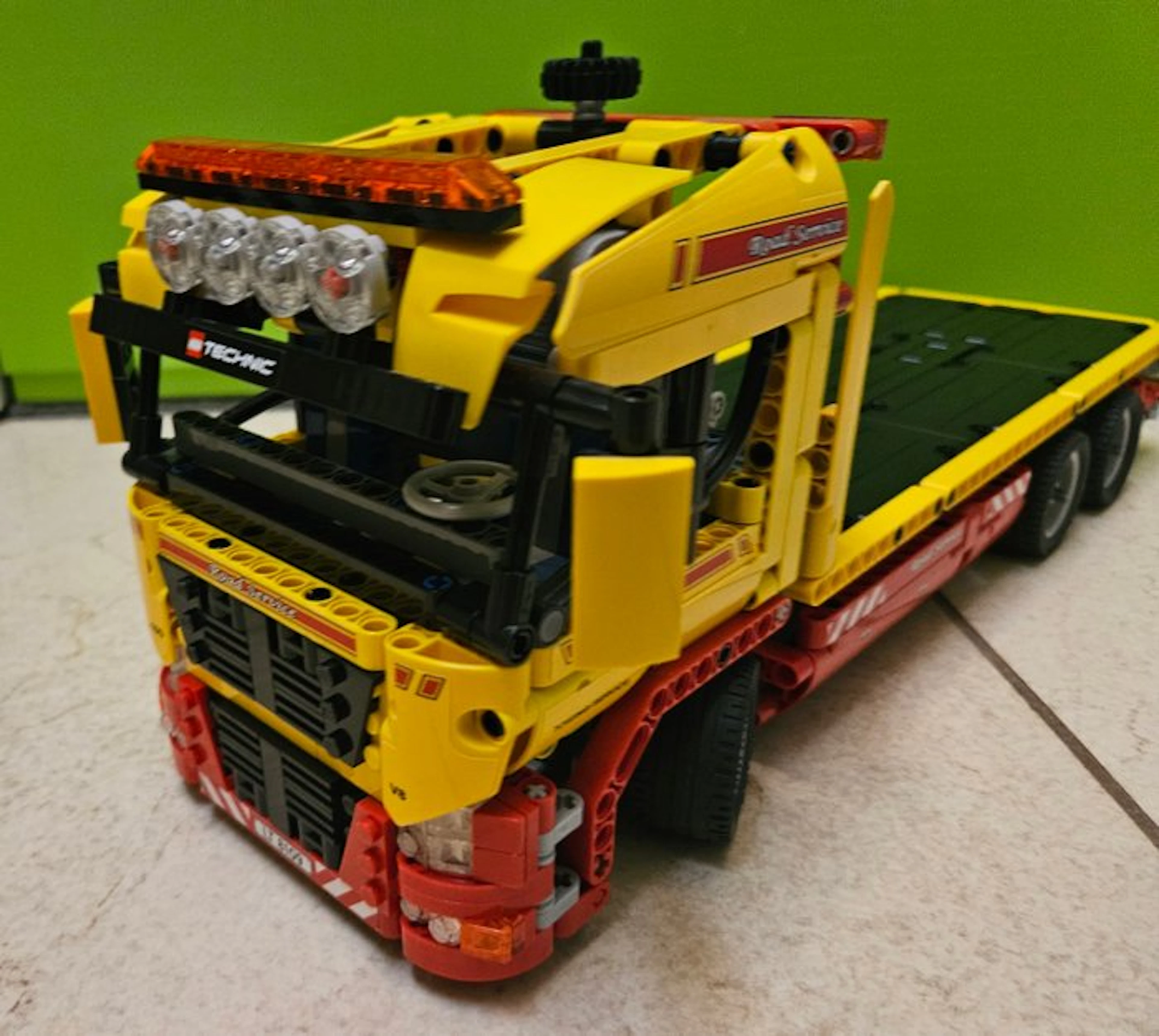 LEGO Set - 8109 - Technic - LEGO Technic: Flatbed Truck