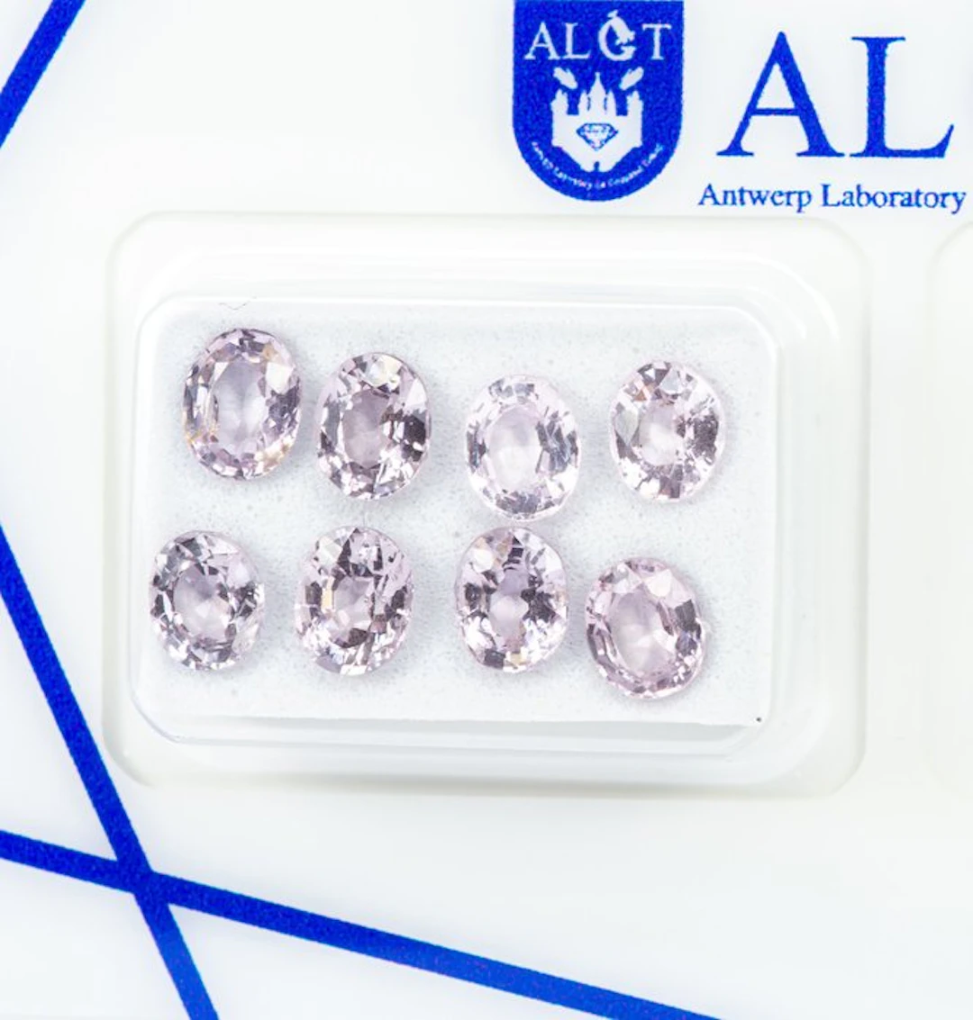 No reserve price - 8 pcs Spinel - 3.57 ct - Antwerp...
