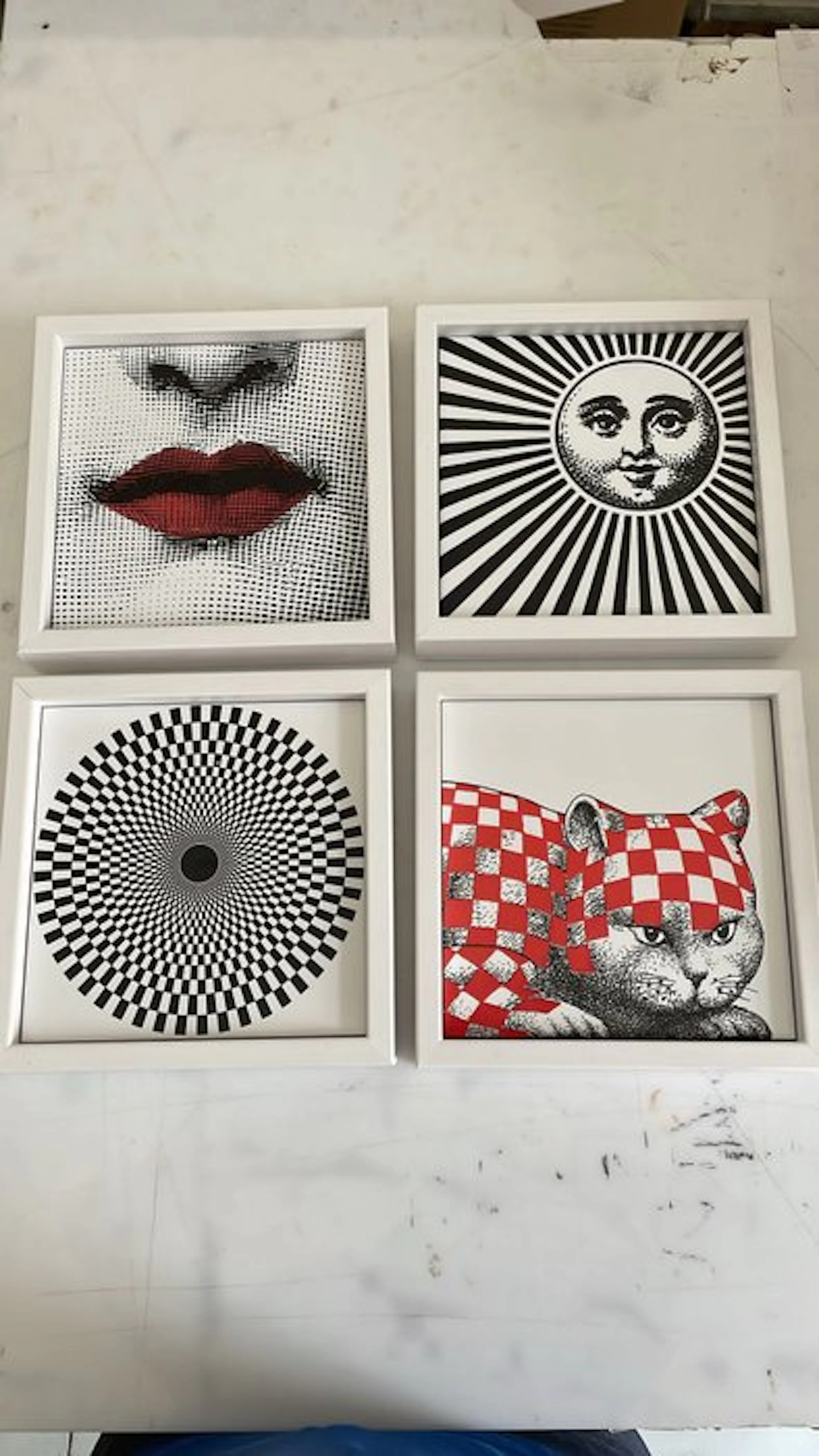 Tile (4) - ceramiche bardelli - Piero Fornasetti - 2000-2010 - Fornasettiane
