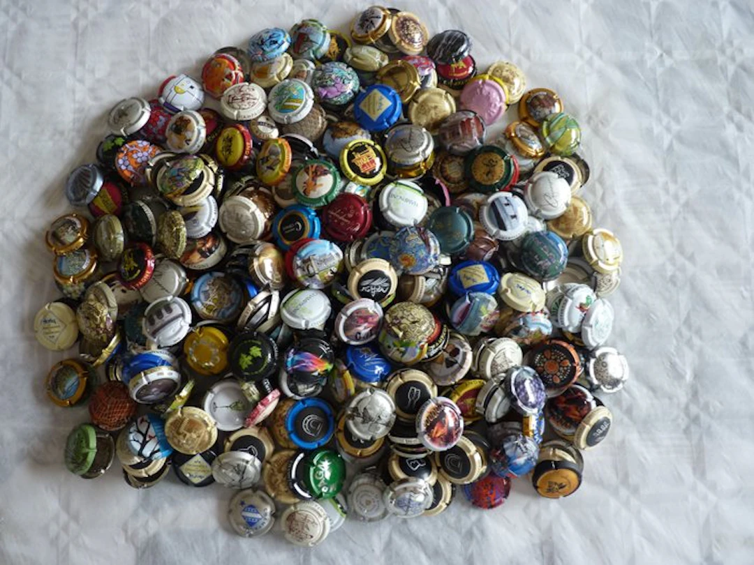 Themed collection - More than 500 champagne capsules.