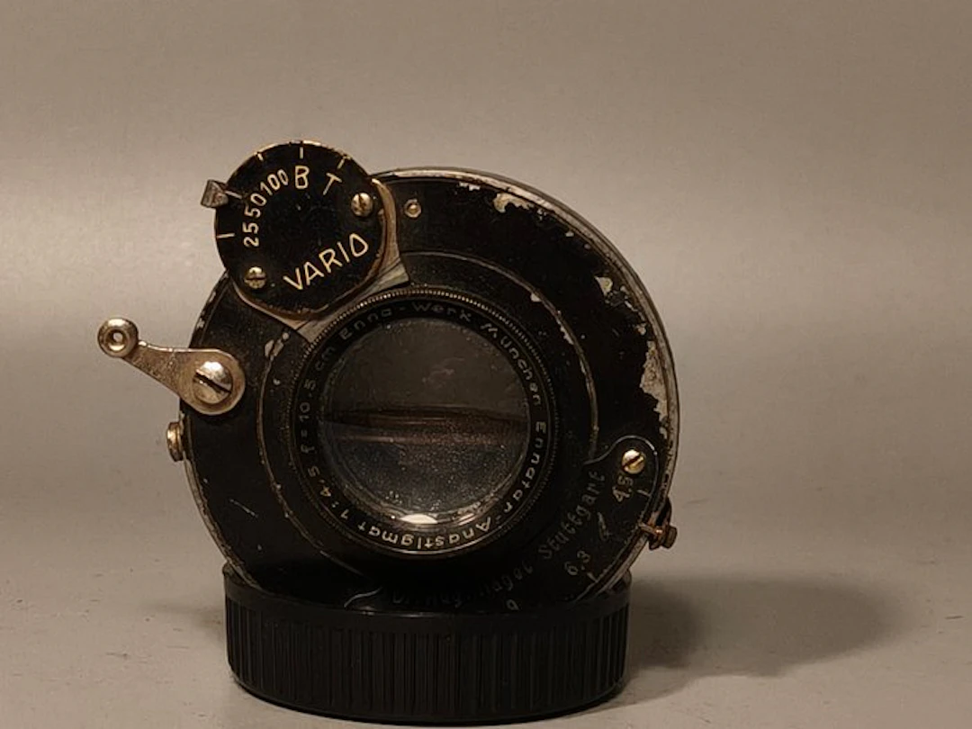 Dr. Aug. Nagel Stuttgart Anastigmat 1:4.5 f=10.5cm Vario Analogue camera