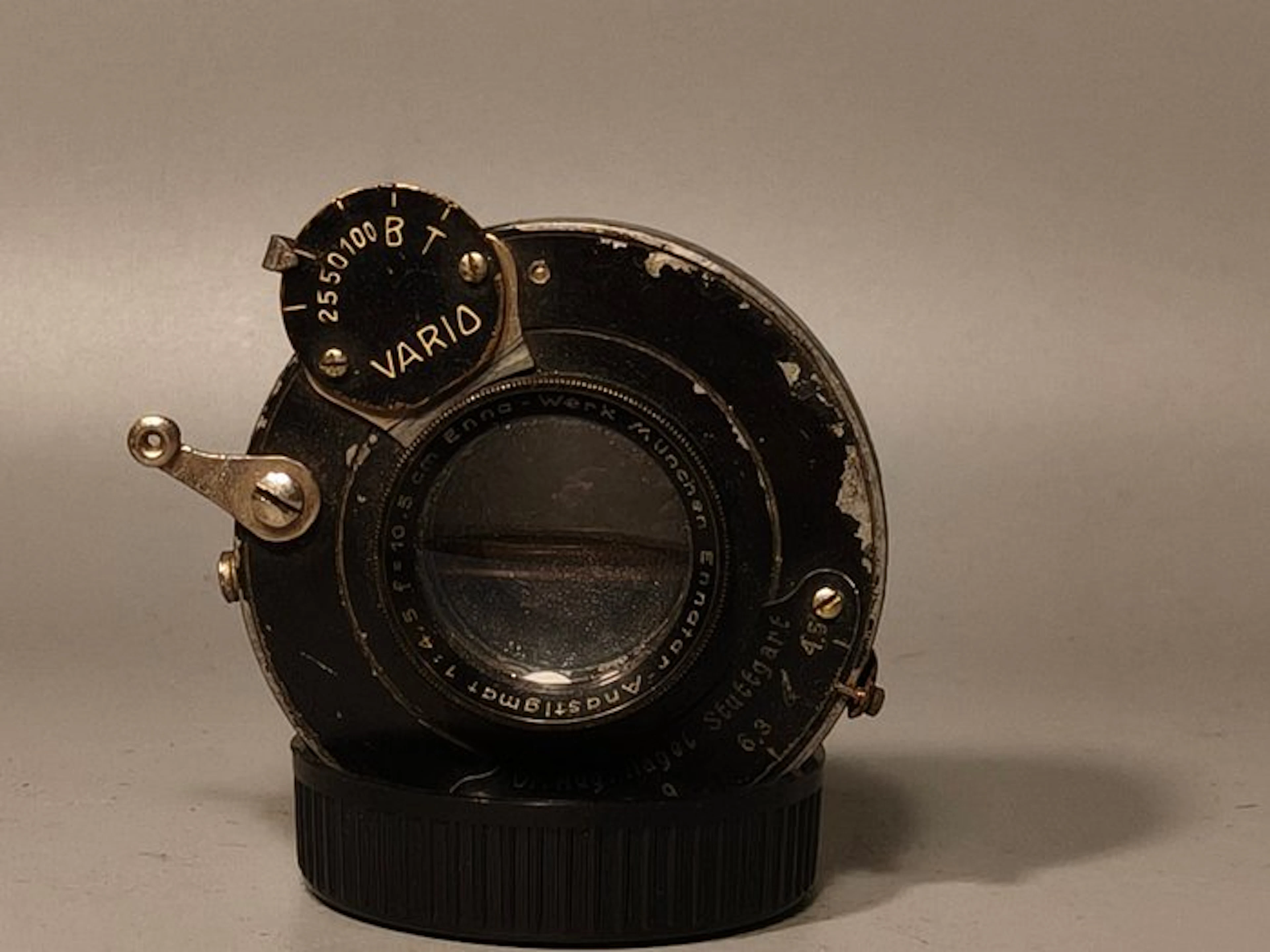 Dr. Aug. Nagel Stuttgart Anastigmat 1:4.5 f=10.5cm Vario Analogue camera