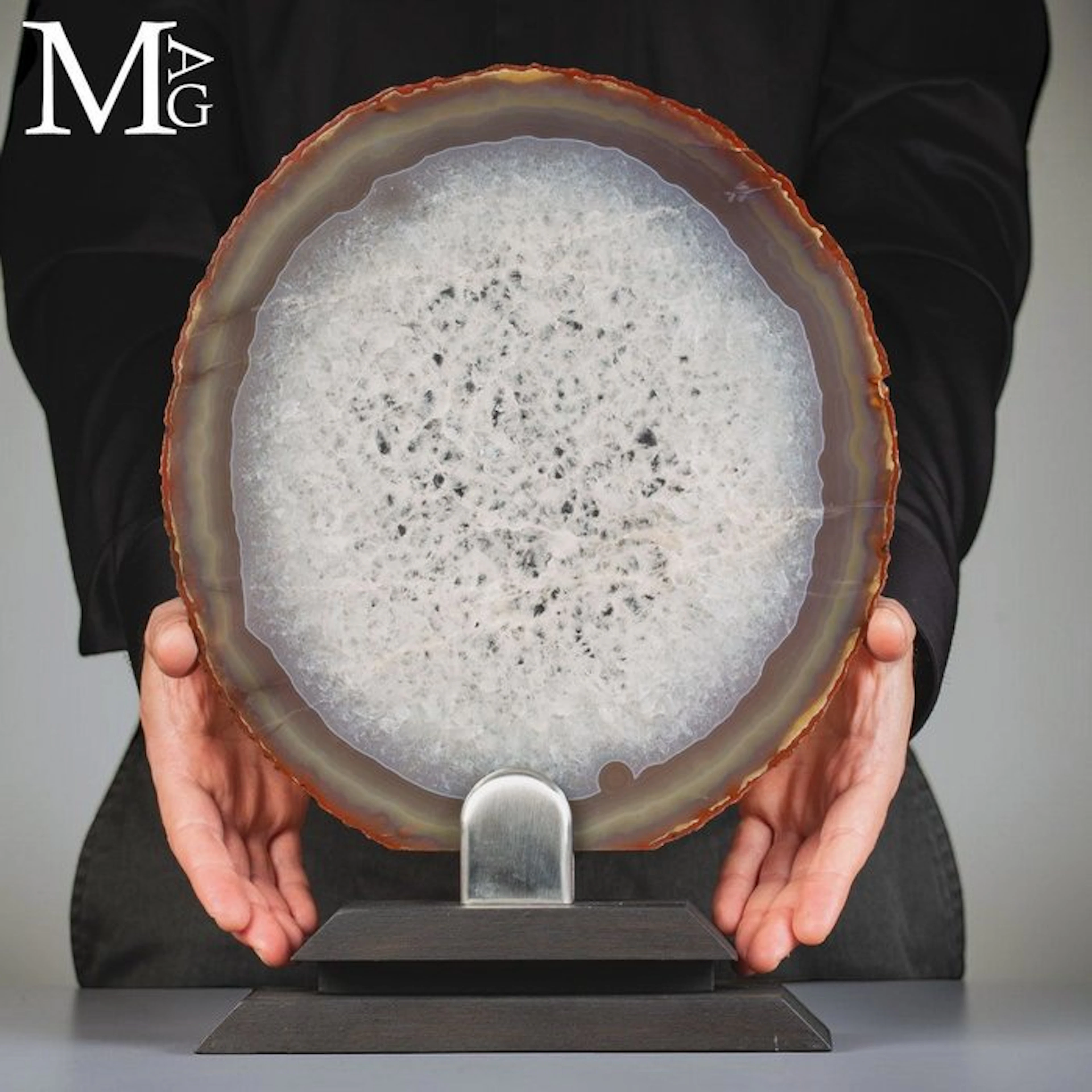 Exquisite Banded Agate Slice with White Quartz Geode...