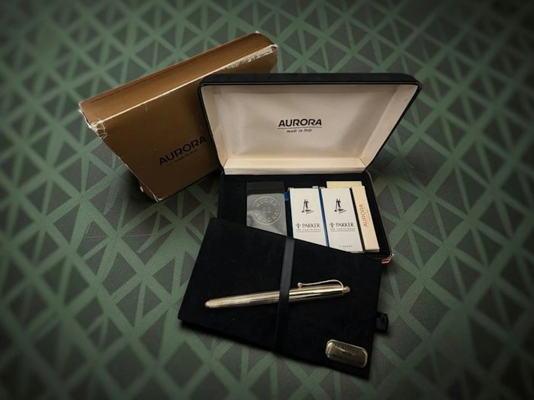 Aurora - Oro Massiccio Jewelry Collection - 9 c - Fountain pen