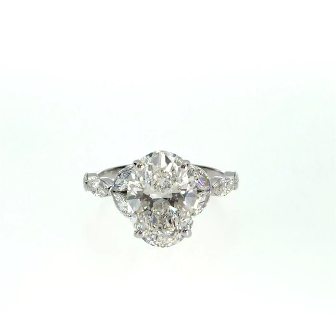 Ring - 14 kt. White gold - 5.01ct. tw. Diamond (Lab-grown) - Diamond