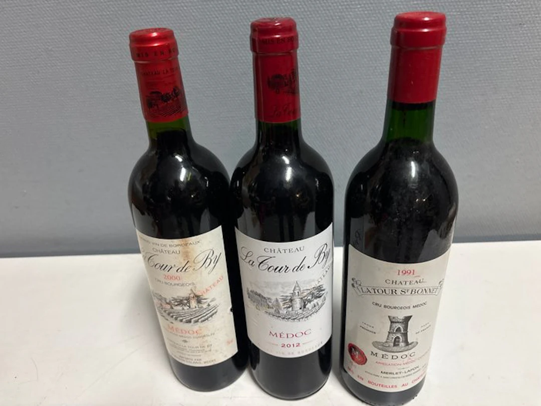 2000 2012 Château La Tour de By & 1991 Château Latour St...