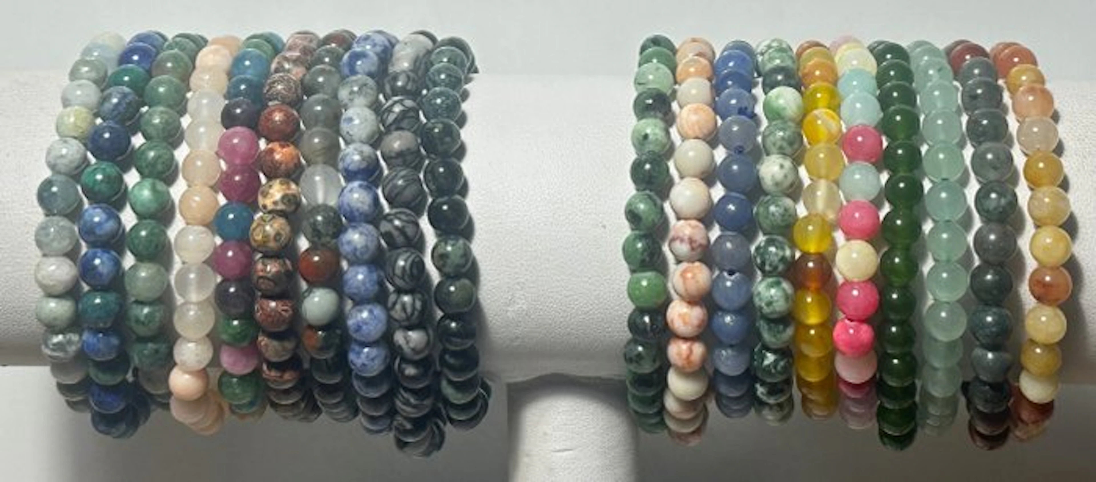 20 Bracelets: Nephrite; Peridot; Agate; Jasper; Ruby...