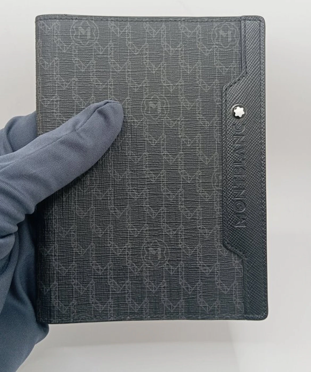 Montblanc - Passport cover