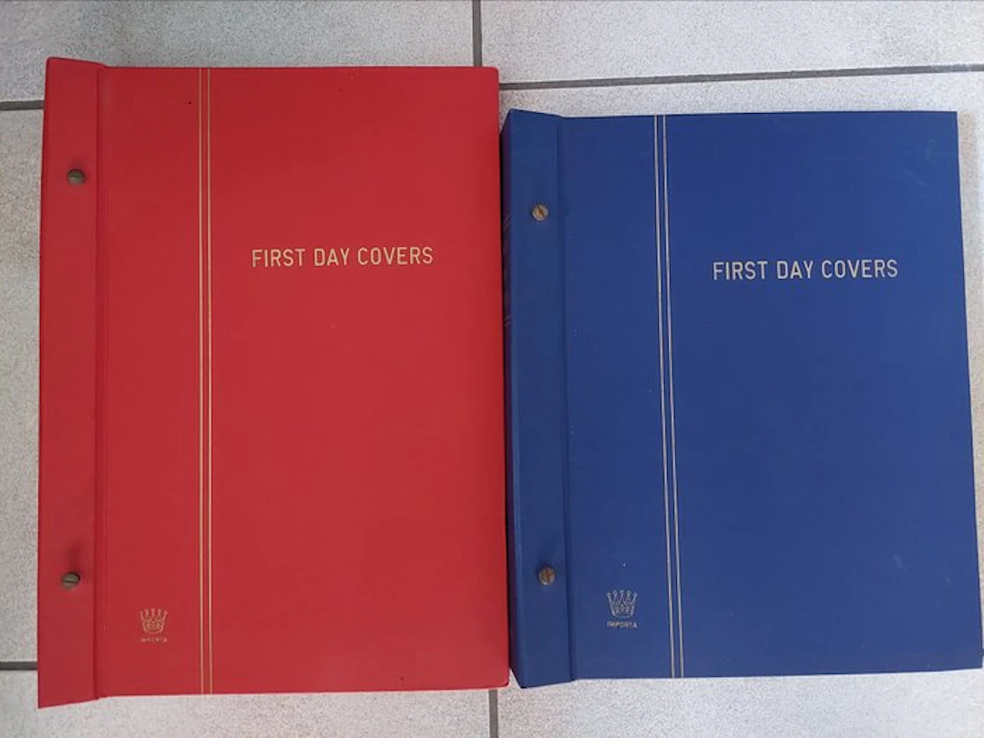 Belgium 1970/1977 - Two large albums with more than 150...