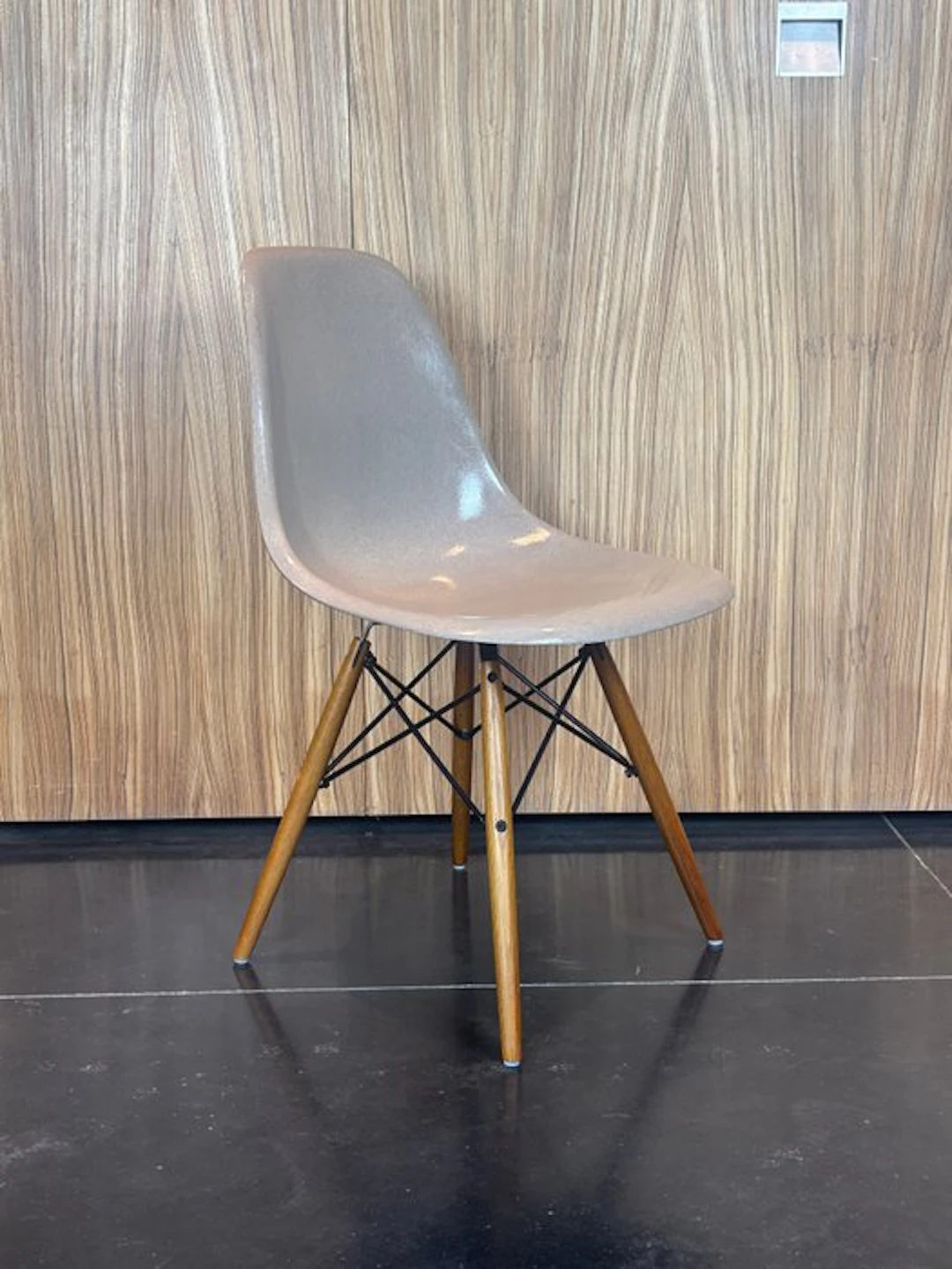 Herman Miller - Ray Eames
