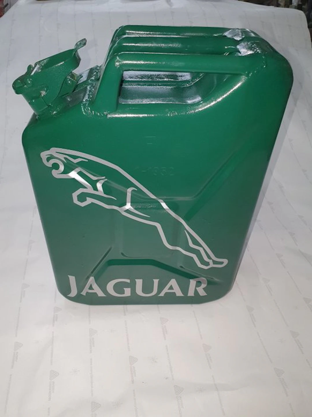 Jerrycan - Steel - 20-liter jerry can with Jaguar logo, in British Racing Green