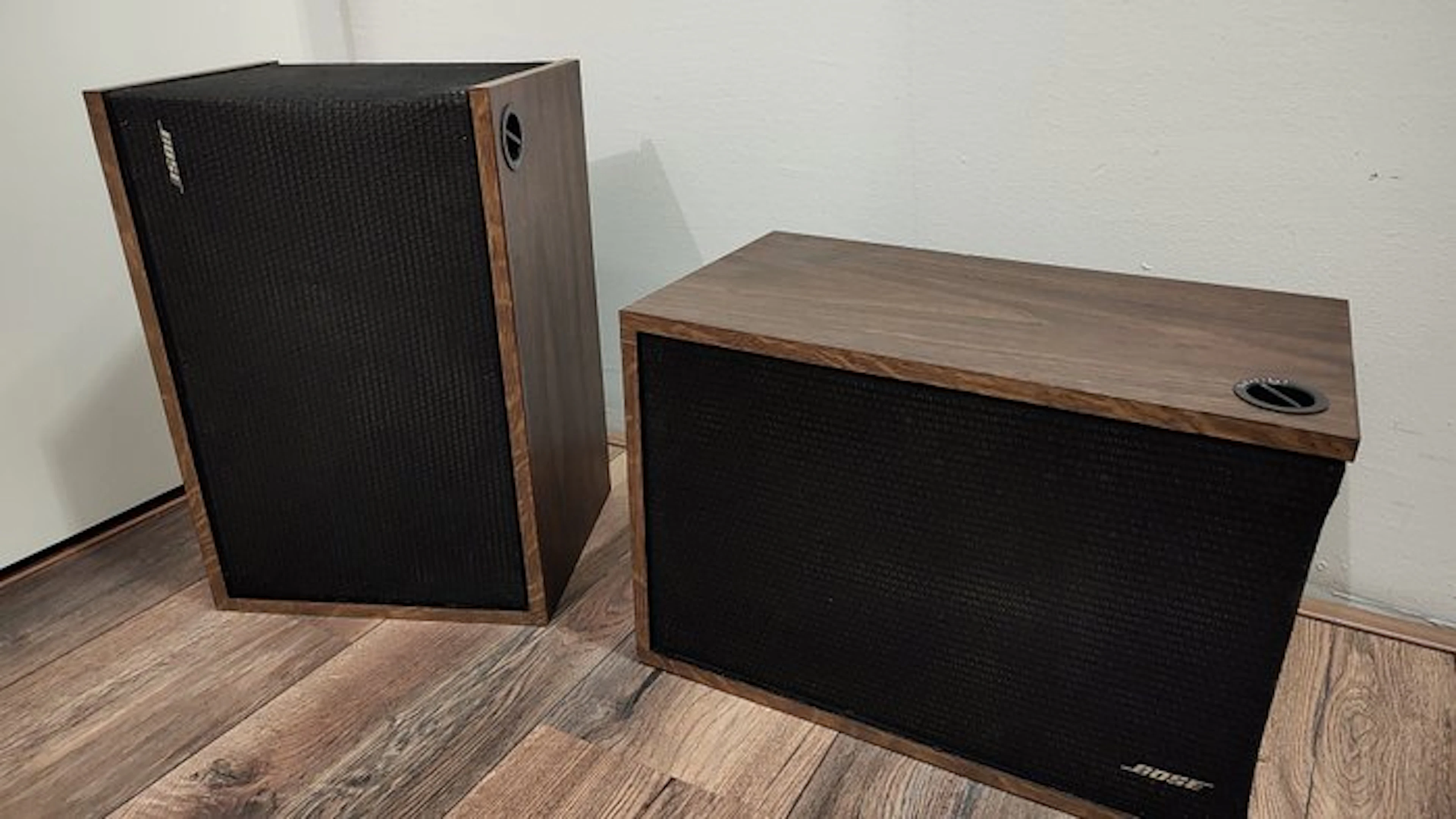 Bose - 300 Series / Direct/Reflecting Speaker set