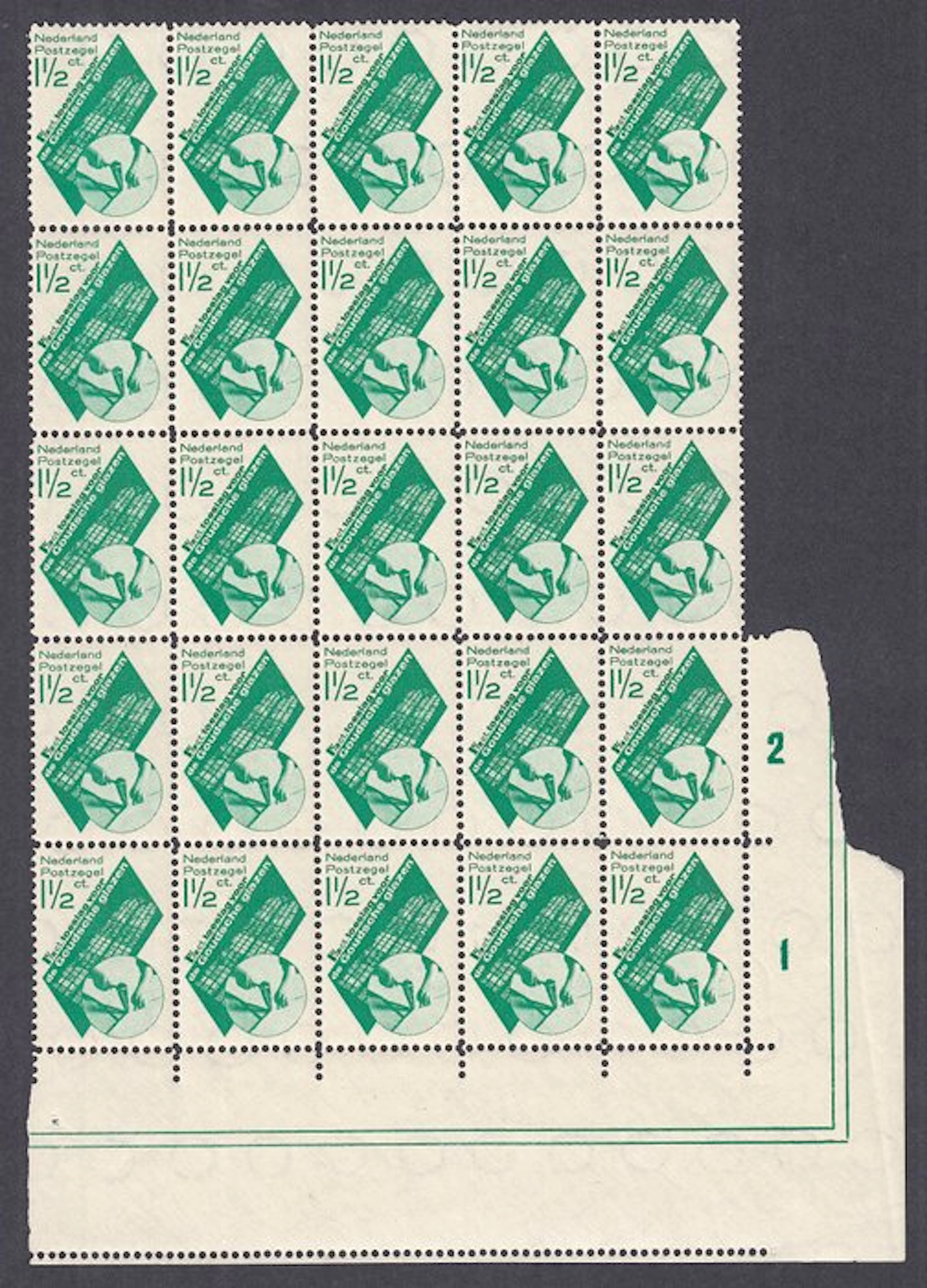 Netherlands 1931 - Goudse Glazen, in a corner block of 25 stamps - NVPH 238