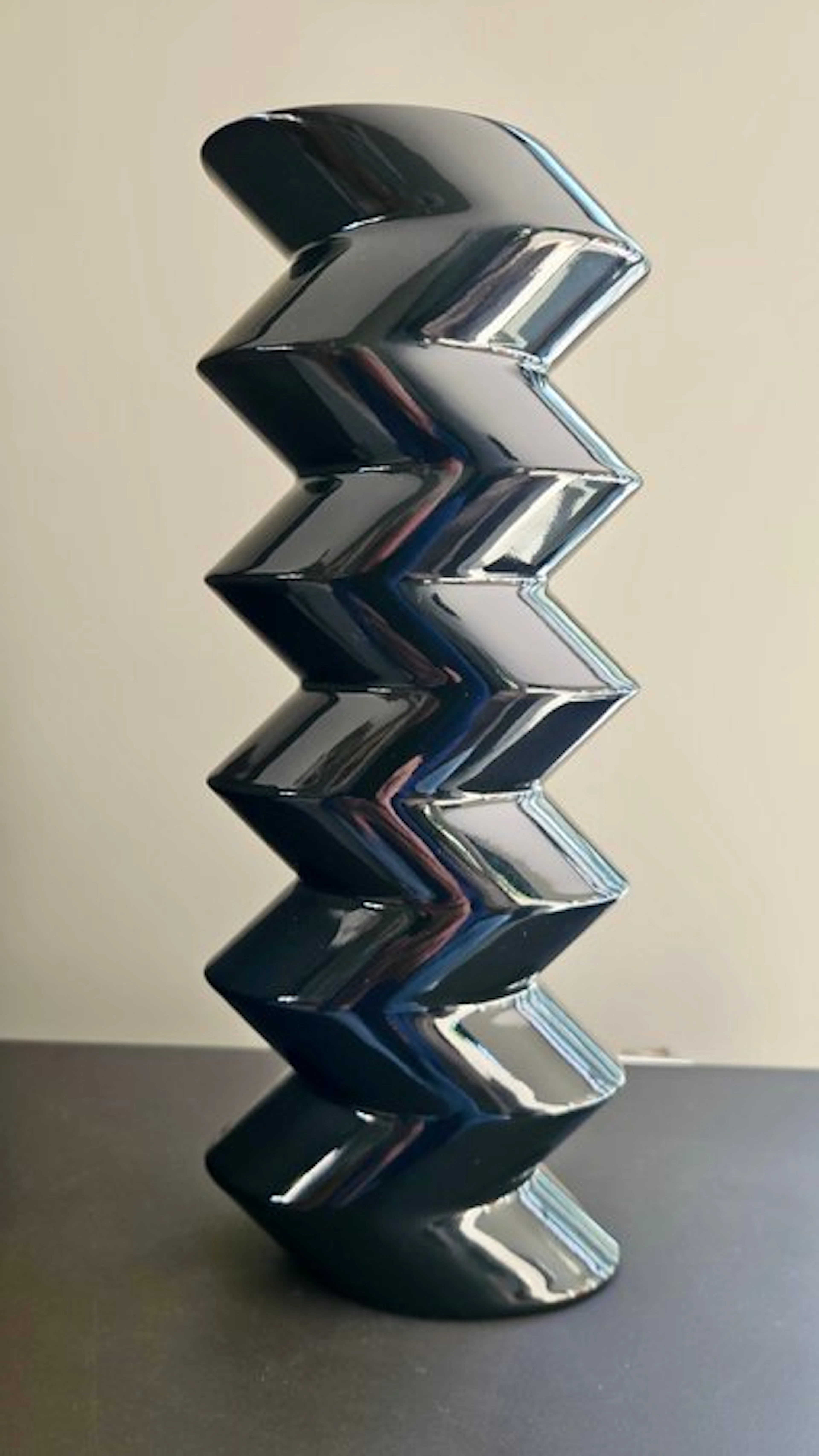 Makkum - Jan van der Vaart - Vase - Zigzag 31 cm high...