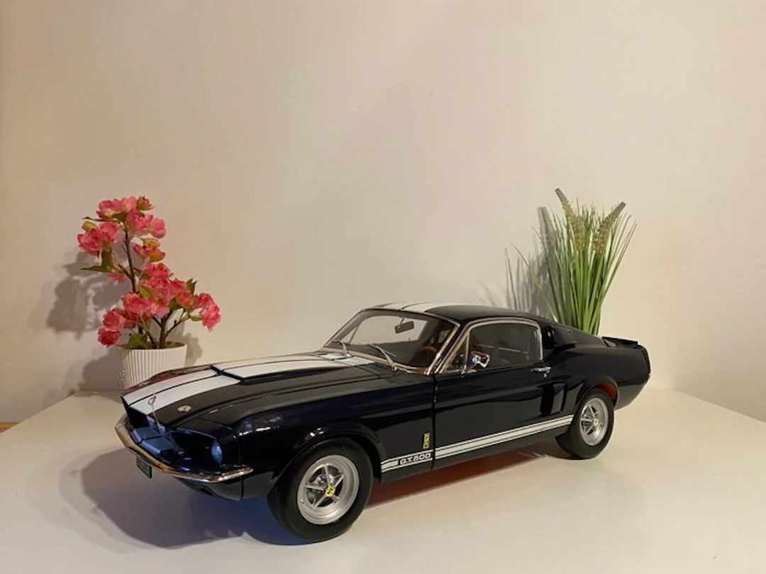 DeAgostini 1:8 - Modellbil - Ford Mustang GT Shelby 1967