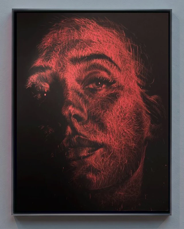 MToni studio - RED PORTRAIT, XXL original