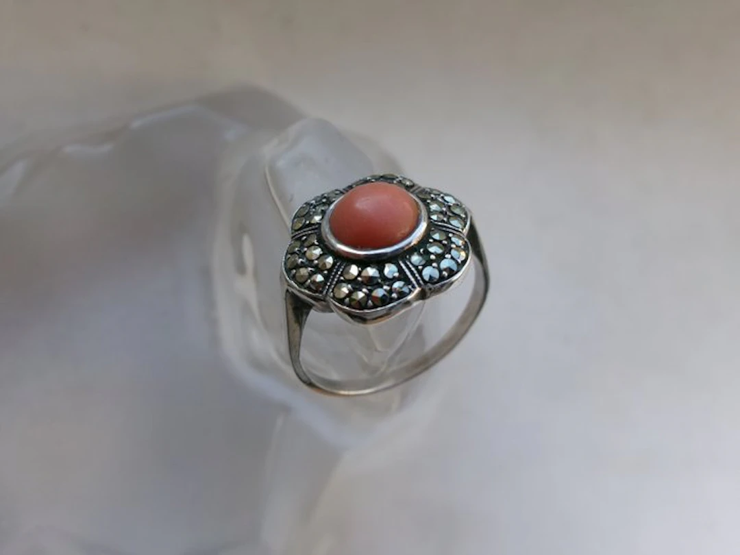 Silver, Coral & Marcasites - Ring - Art Deco