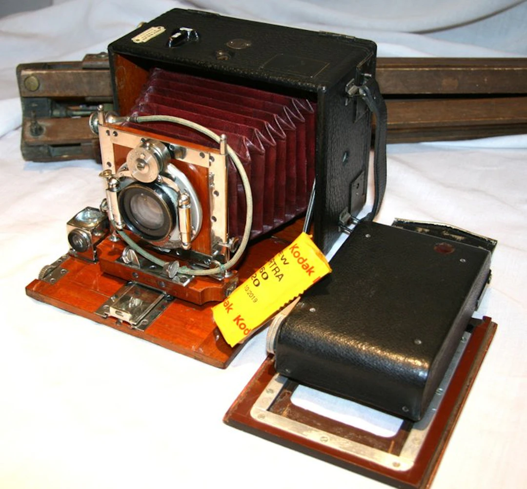 Ernemann Heag VI Analogue camera