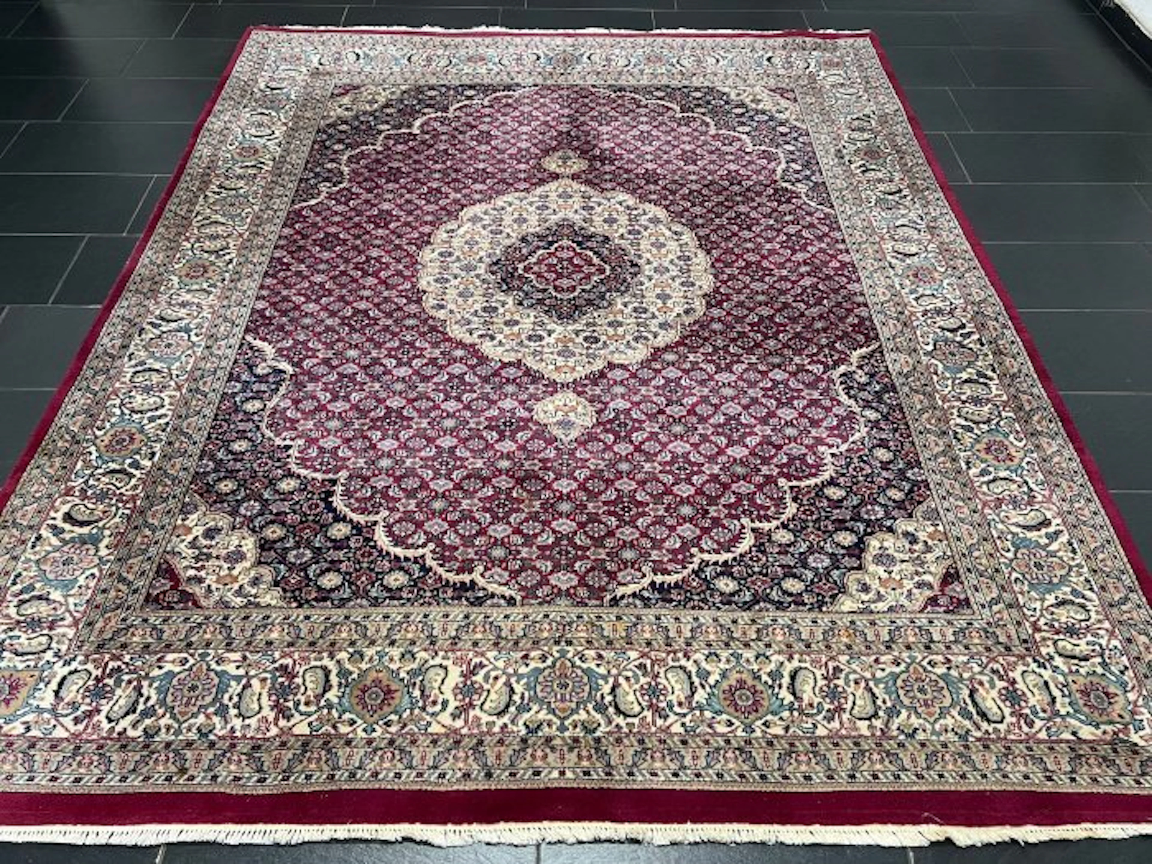 Tabriz Mahi - Carpet - 295 cm - 245 cm