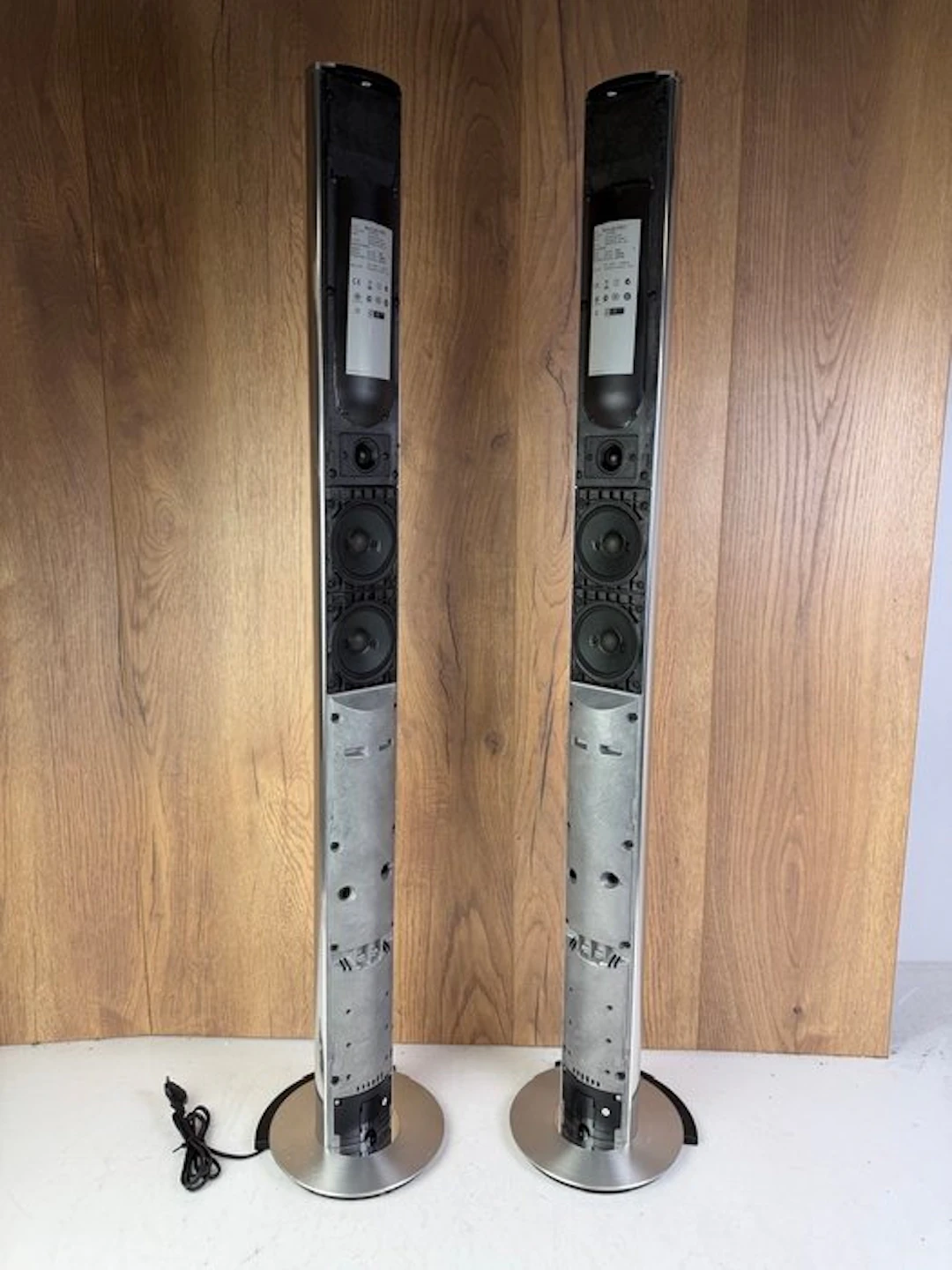 Bang & Olufsen - BeoLab 6002 - Matching Pair Speaker set