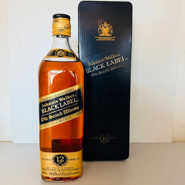 Johnnie Walker 12 years old Black Label - Extra Special - b. 1980s - 75cl