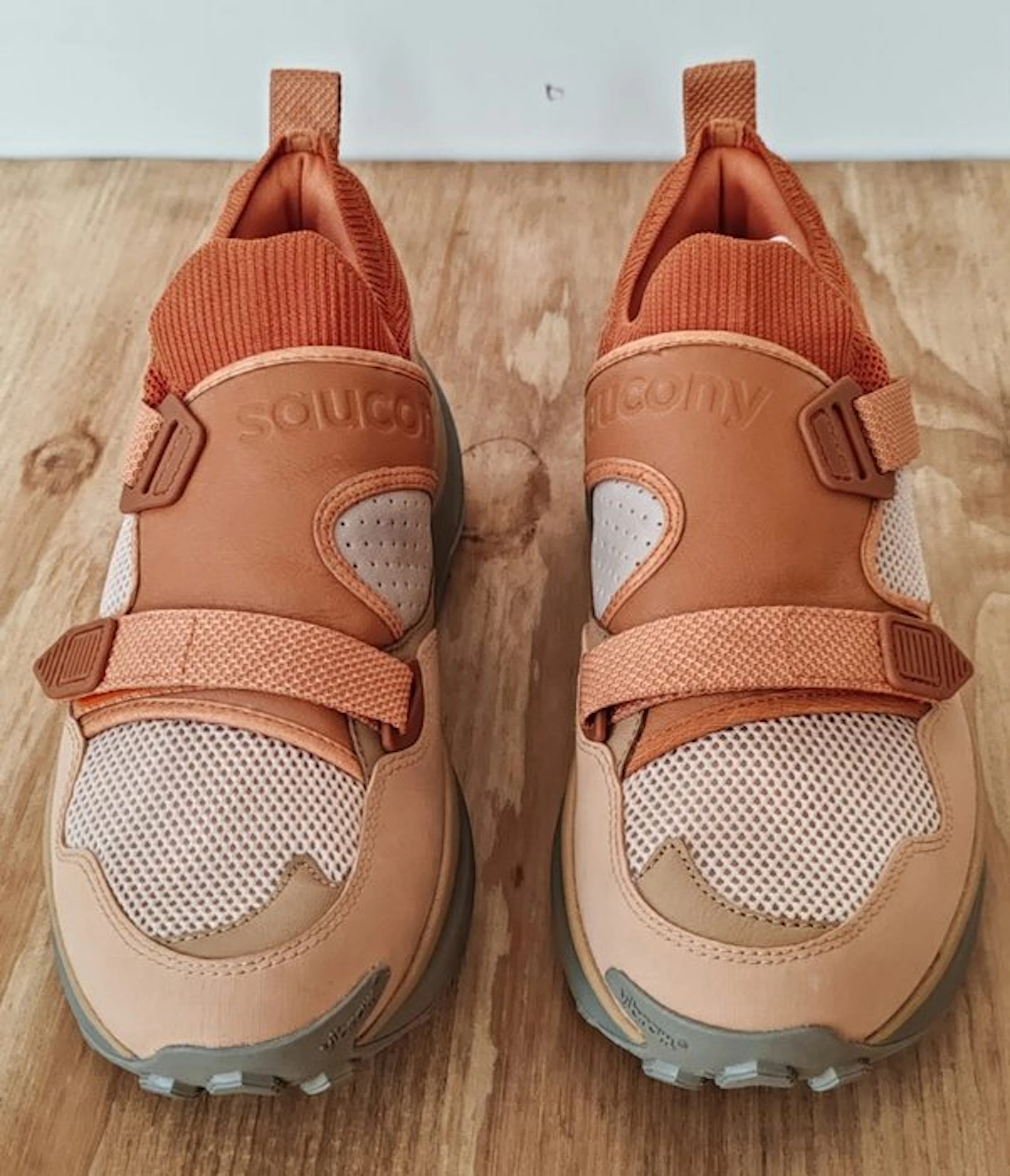 Saucony - Sneakers - Size: EU 44
