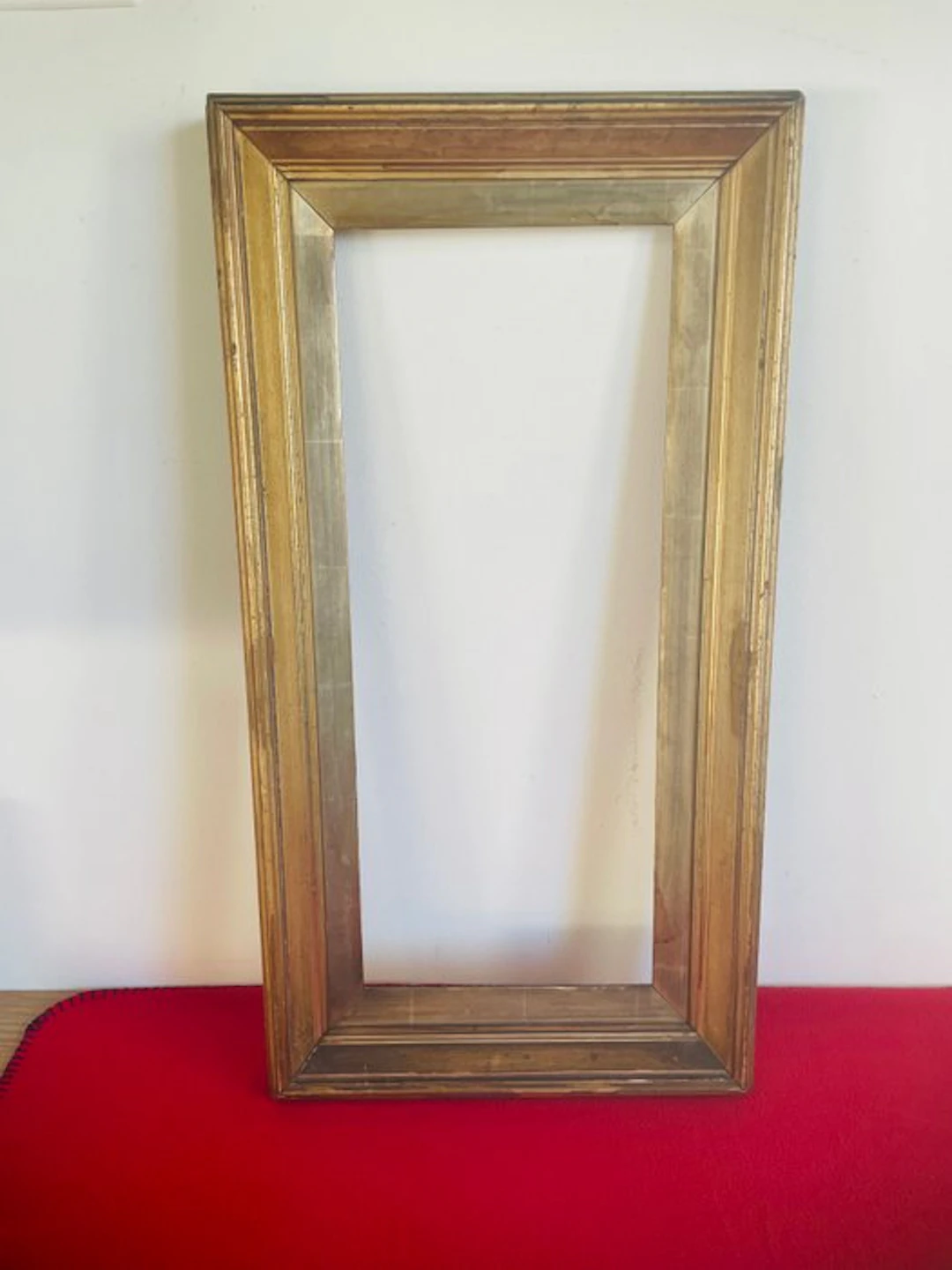 Frame - Antique neoclassical frame in gilded wood with...