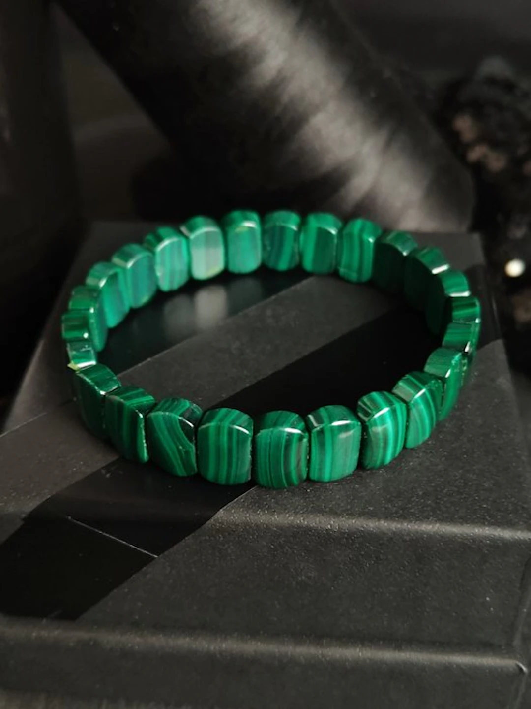 Precious Malachite Bracelet - Intense Green Tones- 26 g - (1)