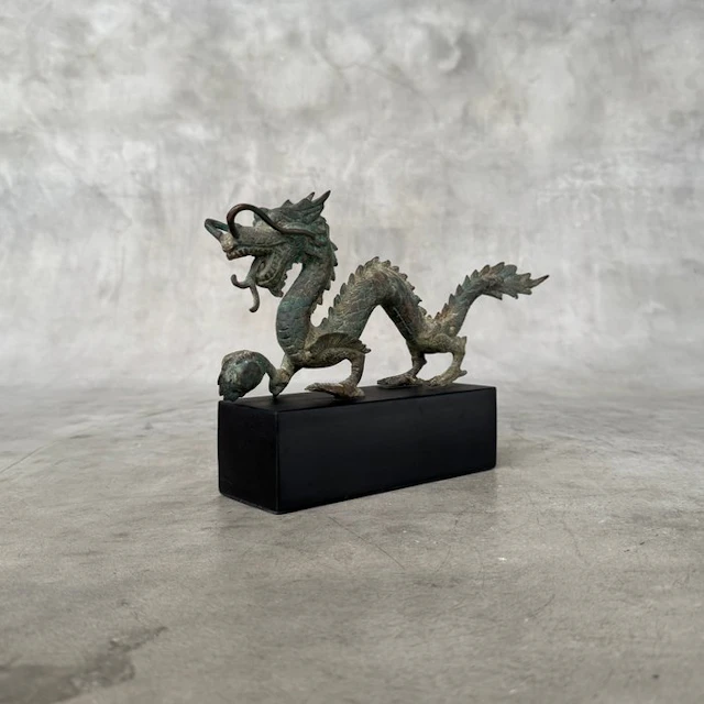 NO RESERVE PRICE - Chinese Dragon Green Patina on Base...