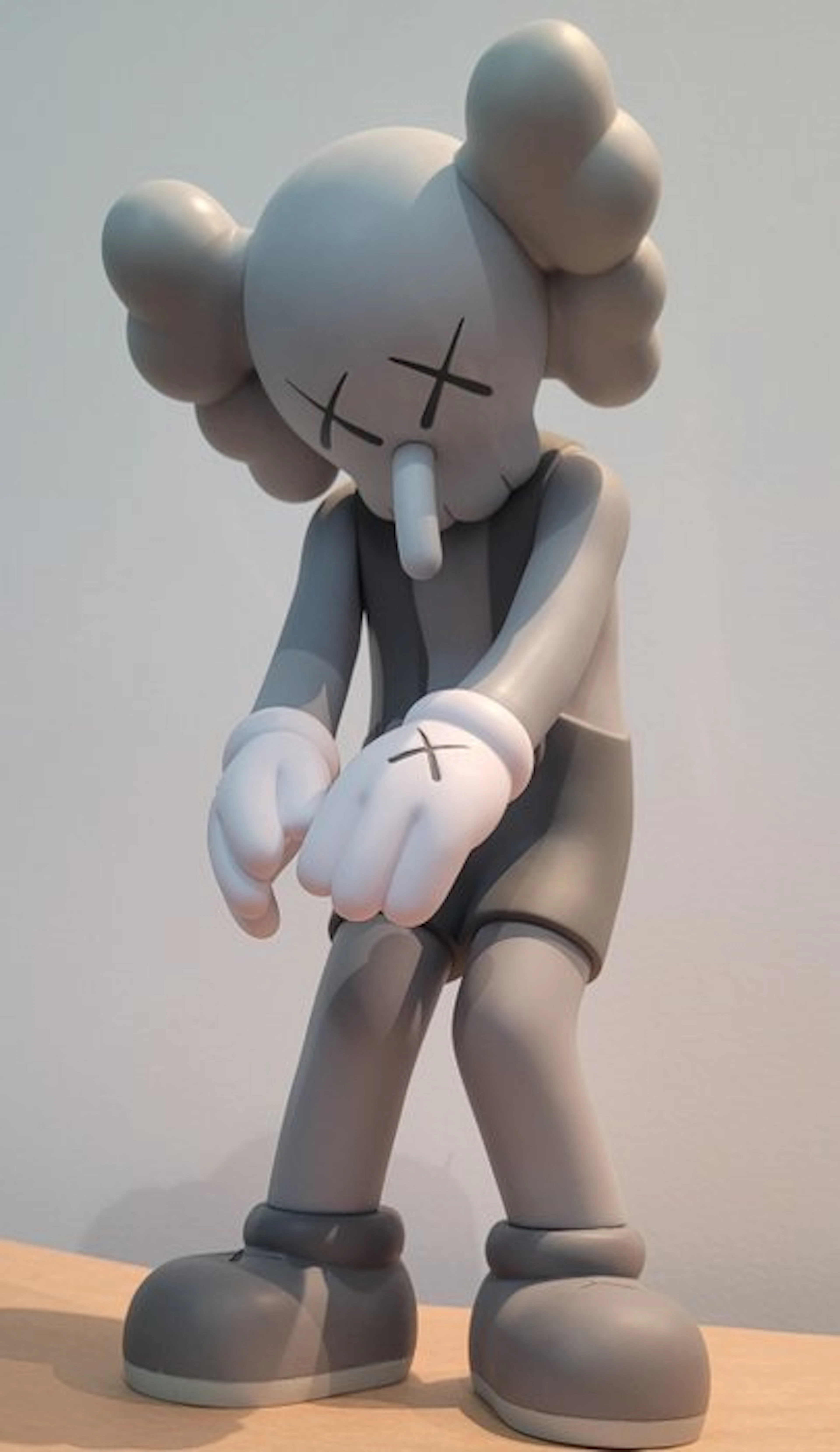 Kaws (1974) - Small Lie (brown)