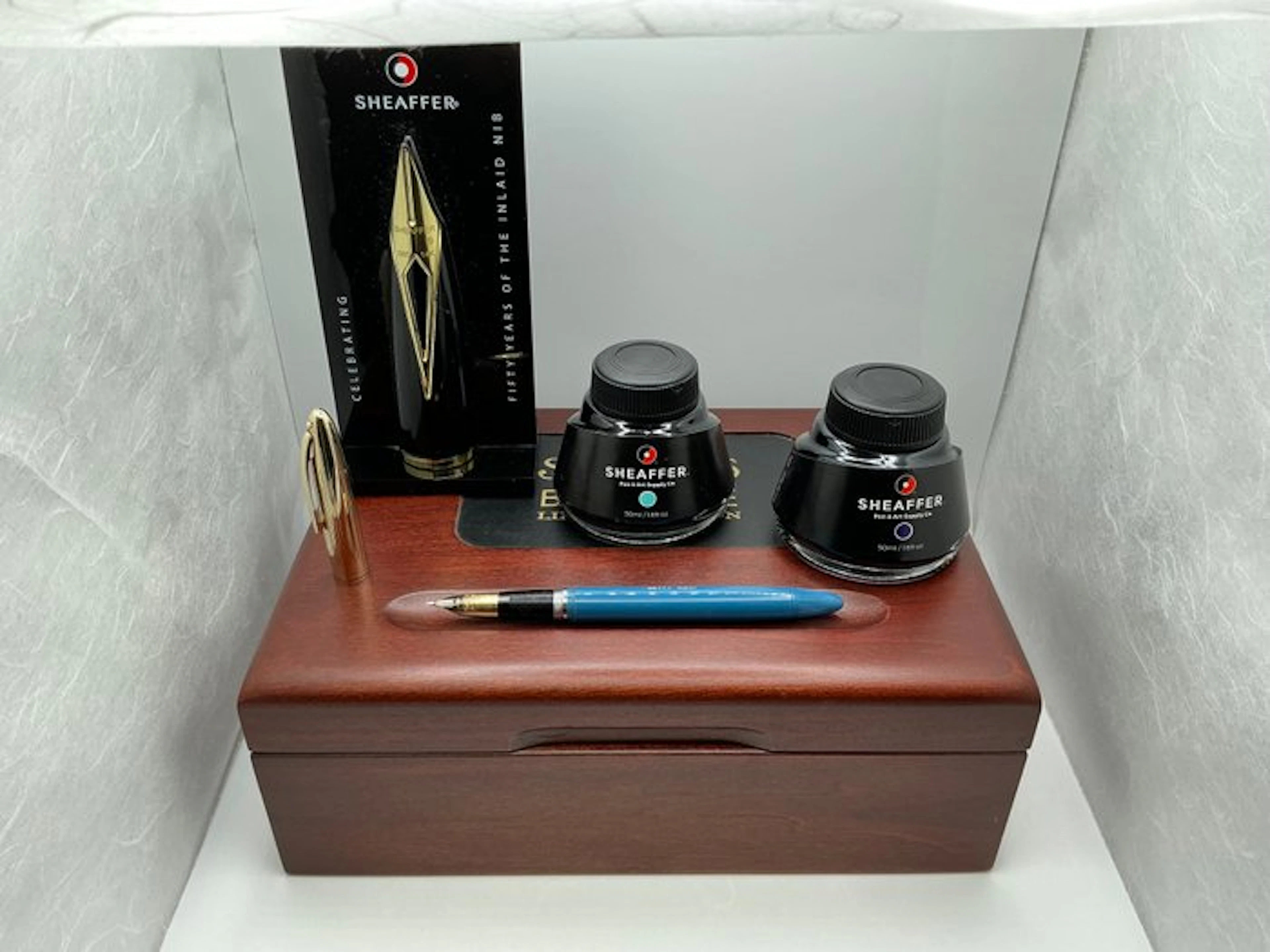 Sheaffer - Houten kist, inkt, display en 2x - No reserve price - Fountain pen