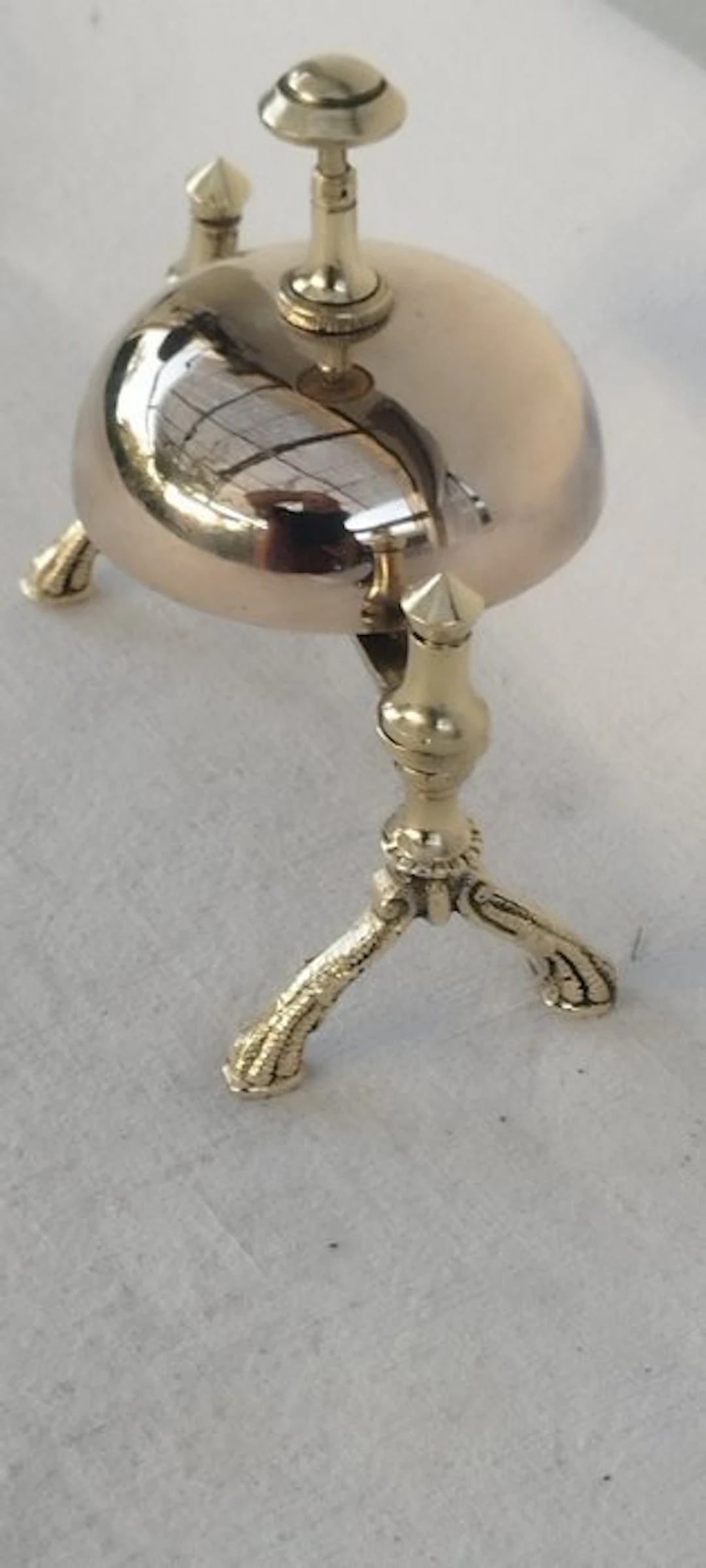 Call bell - tripodes - Early 20th century - France