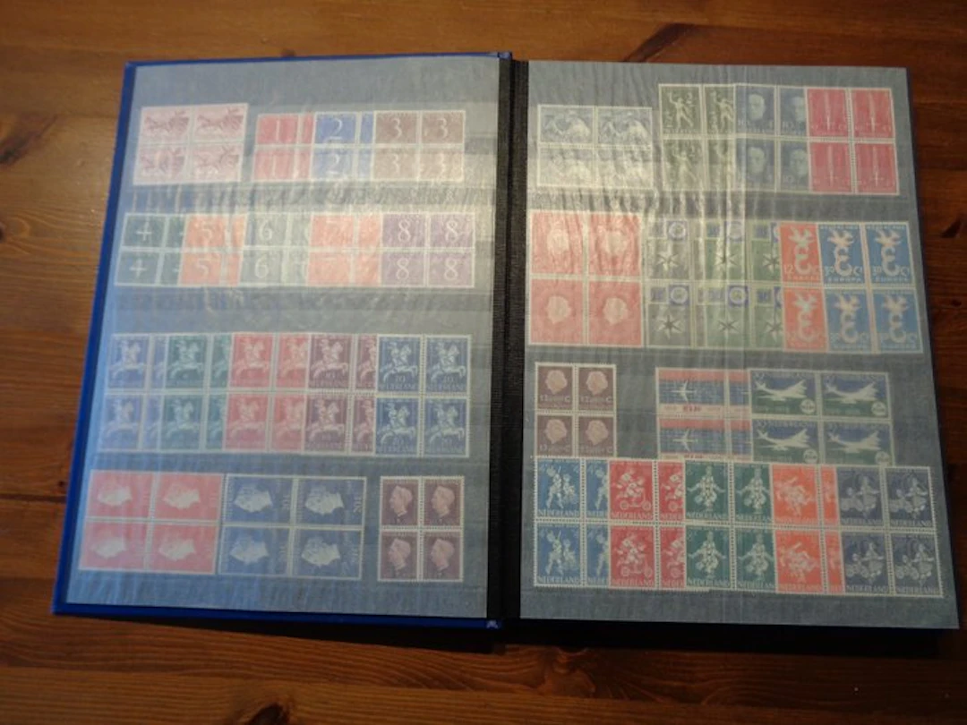 Netherlands - collection of 504 different blocks of four...