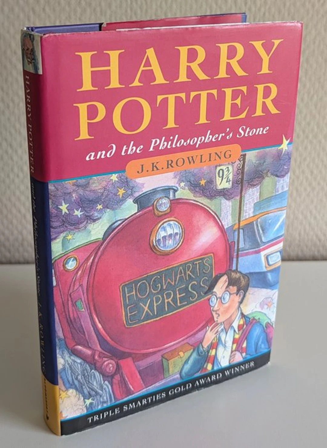 J.K. Rowling - Harry Potter and the Philosopher's Stone...