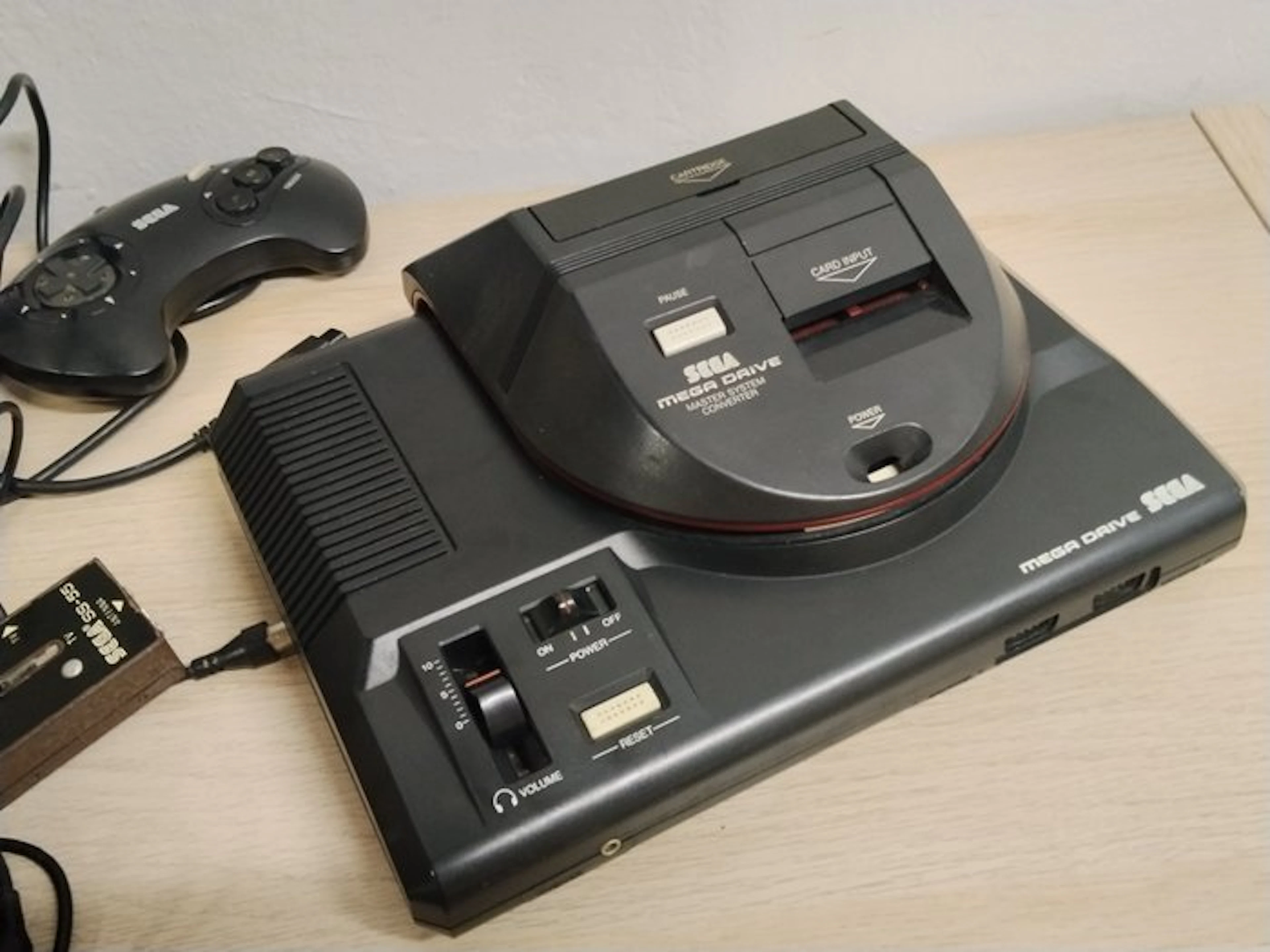 Sega - Mega Drive - (PAL) con convertidor Master System - Video game console