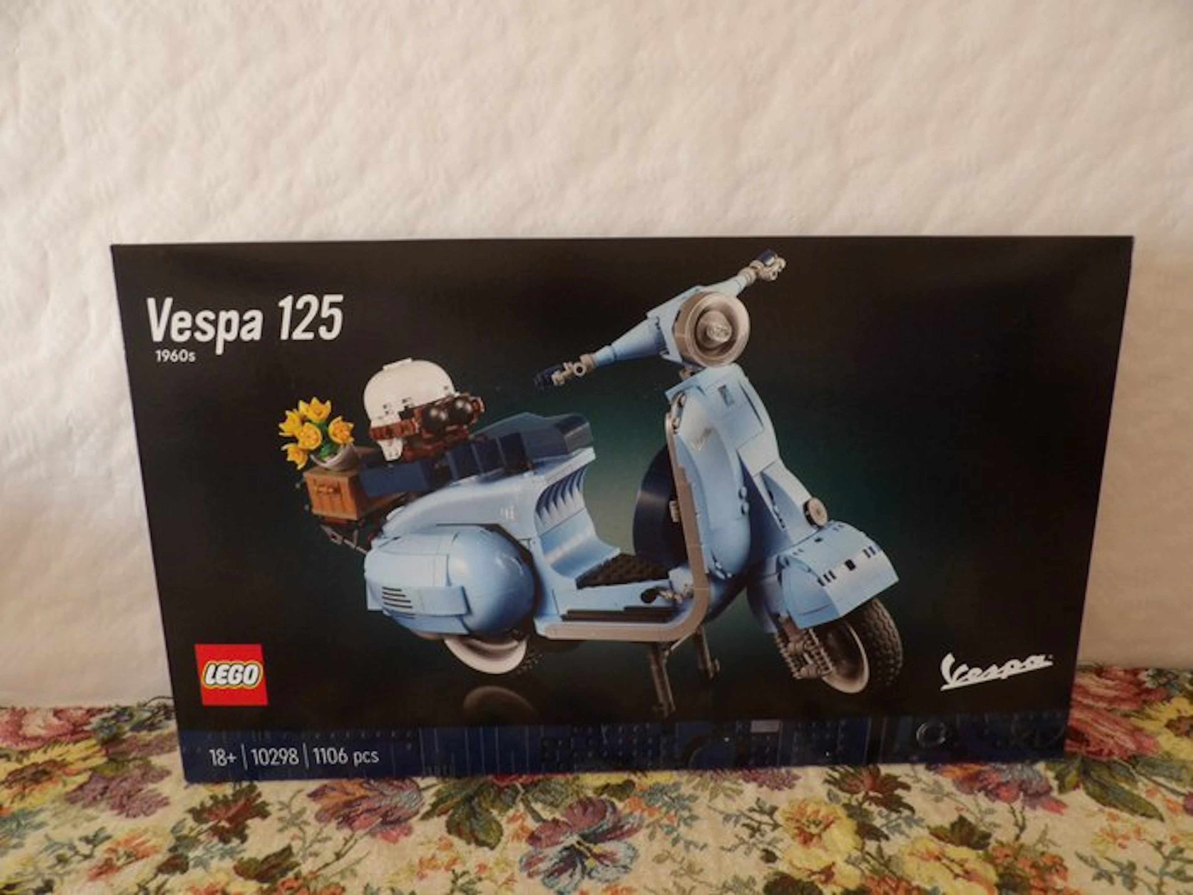 LEGO Set - 10298 - Icons - Vespa 125