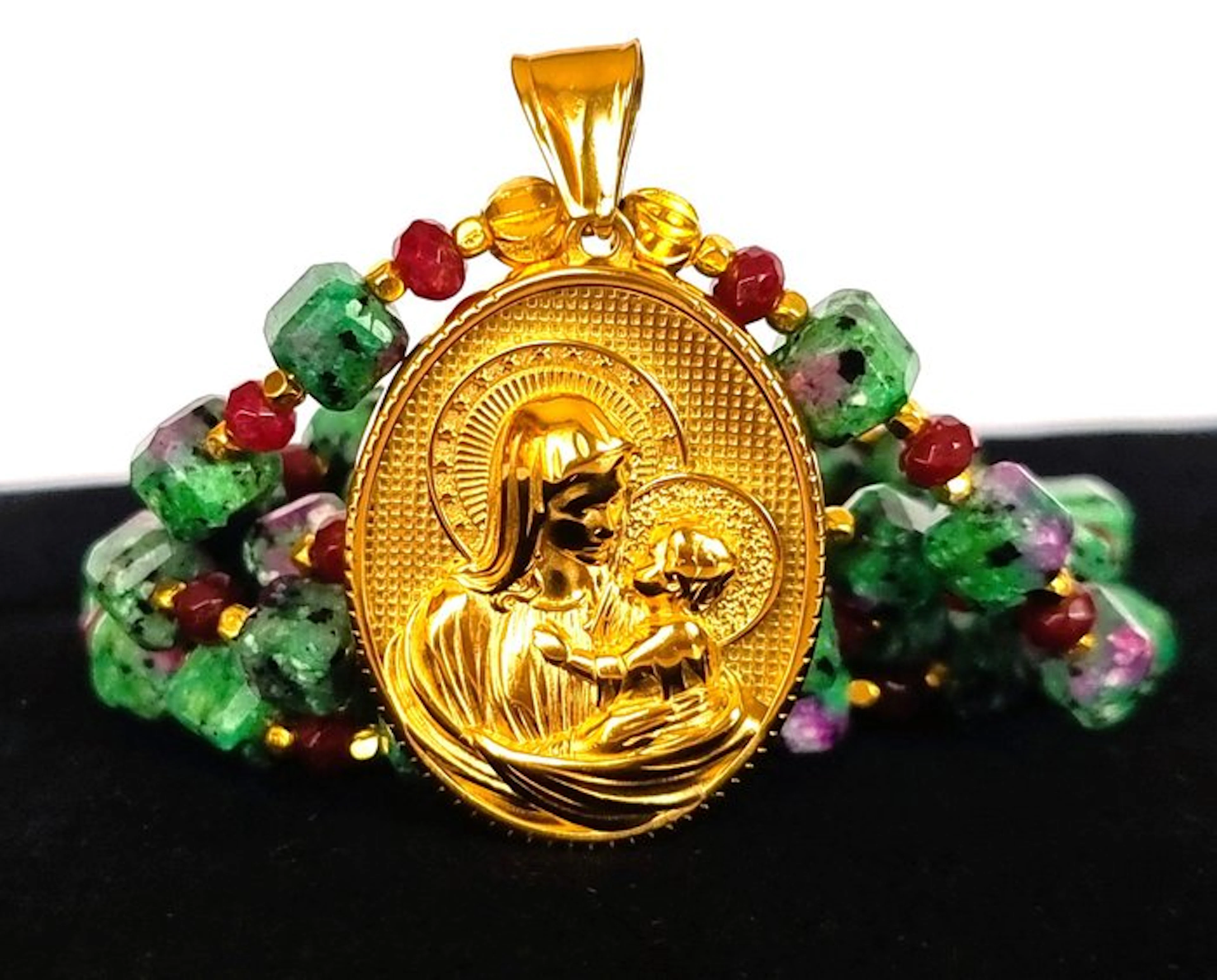 Rubis-Zoïsite & Rubis – Medal of the Virgin and Child Jesus – Grace