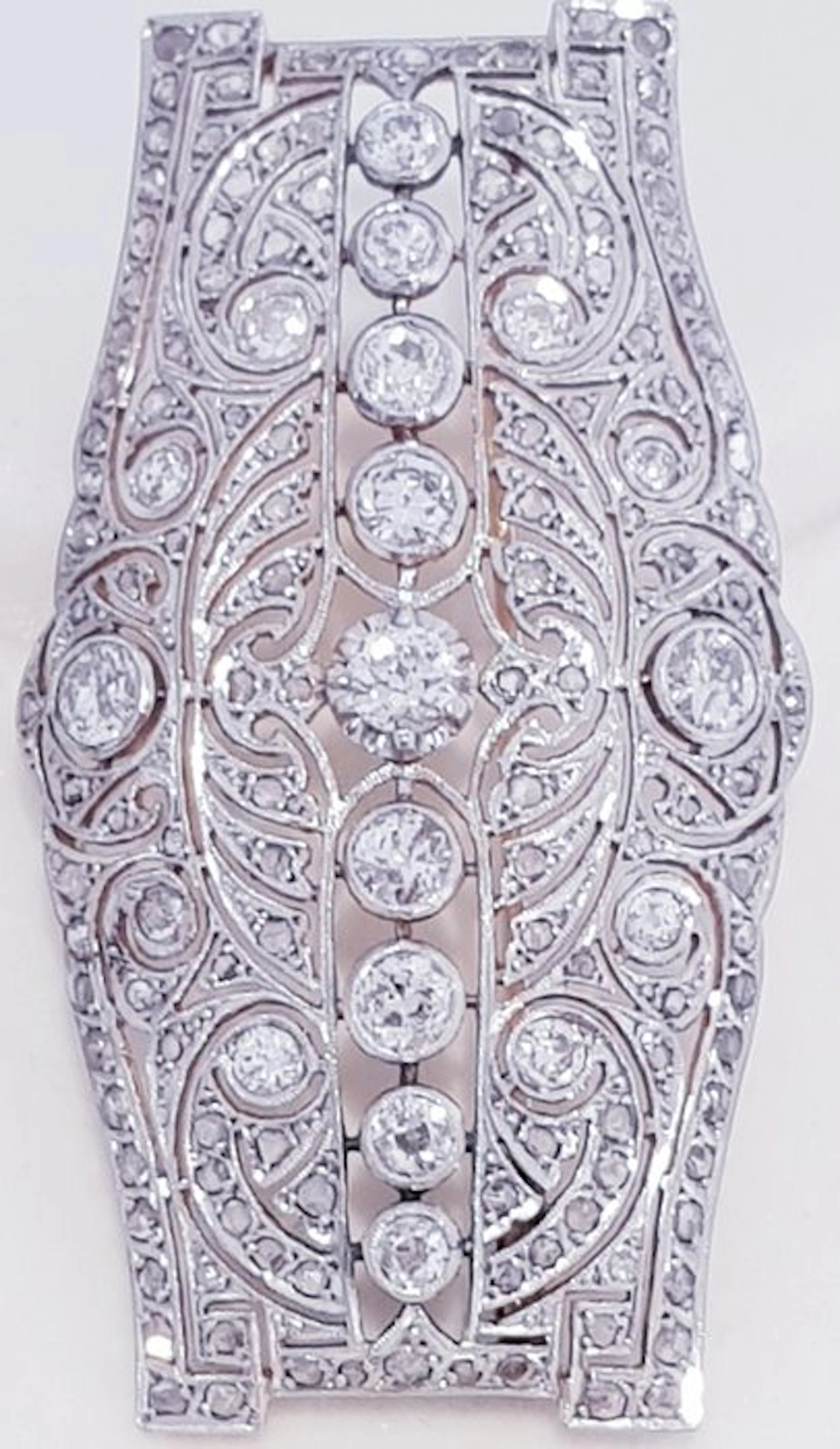 Brooch - 18 kt