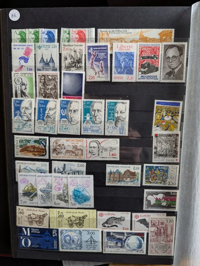 France 1986/1990 - Batch of the five consecutive full years - MNH