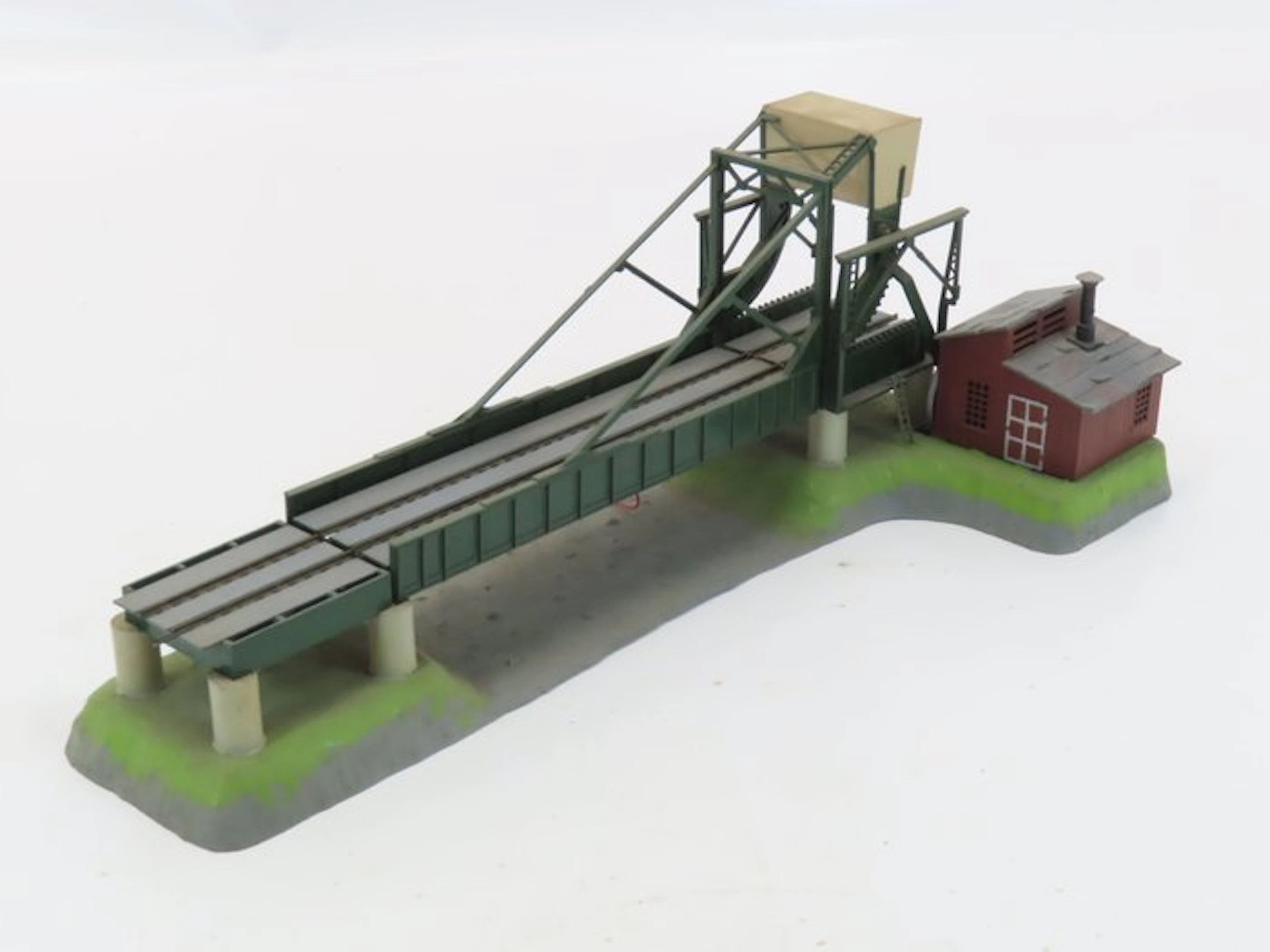 Pola H0 - 619 - Model train building kits (1) - Electric drawbridge with motor