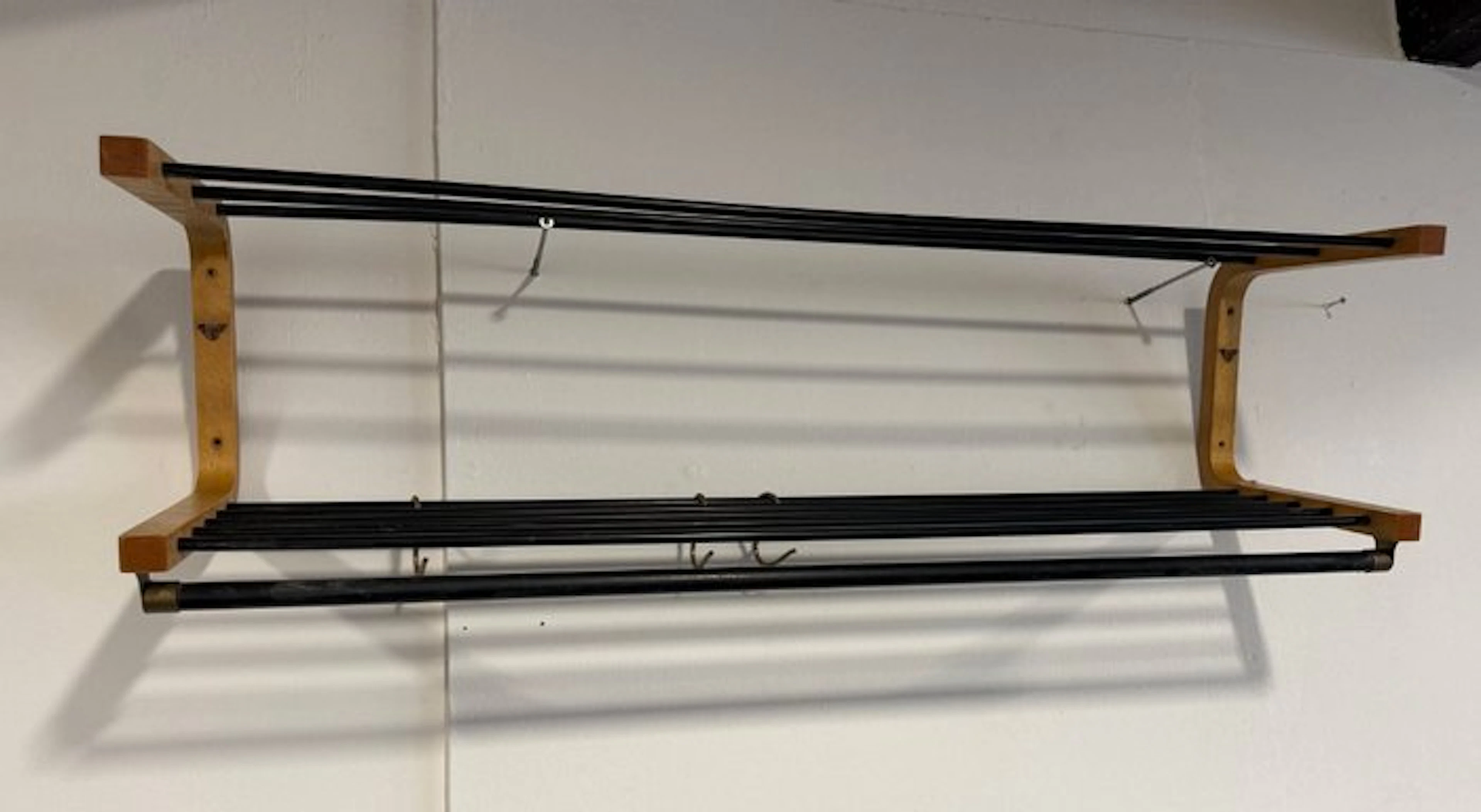 Coat rack - Wood