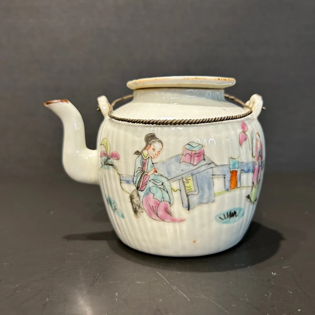 Teapot - Porcelain - Notice Theepot