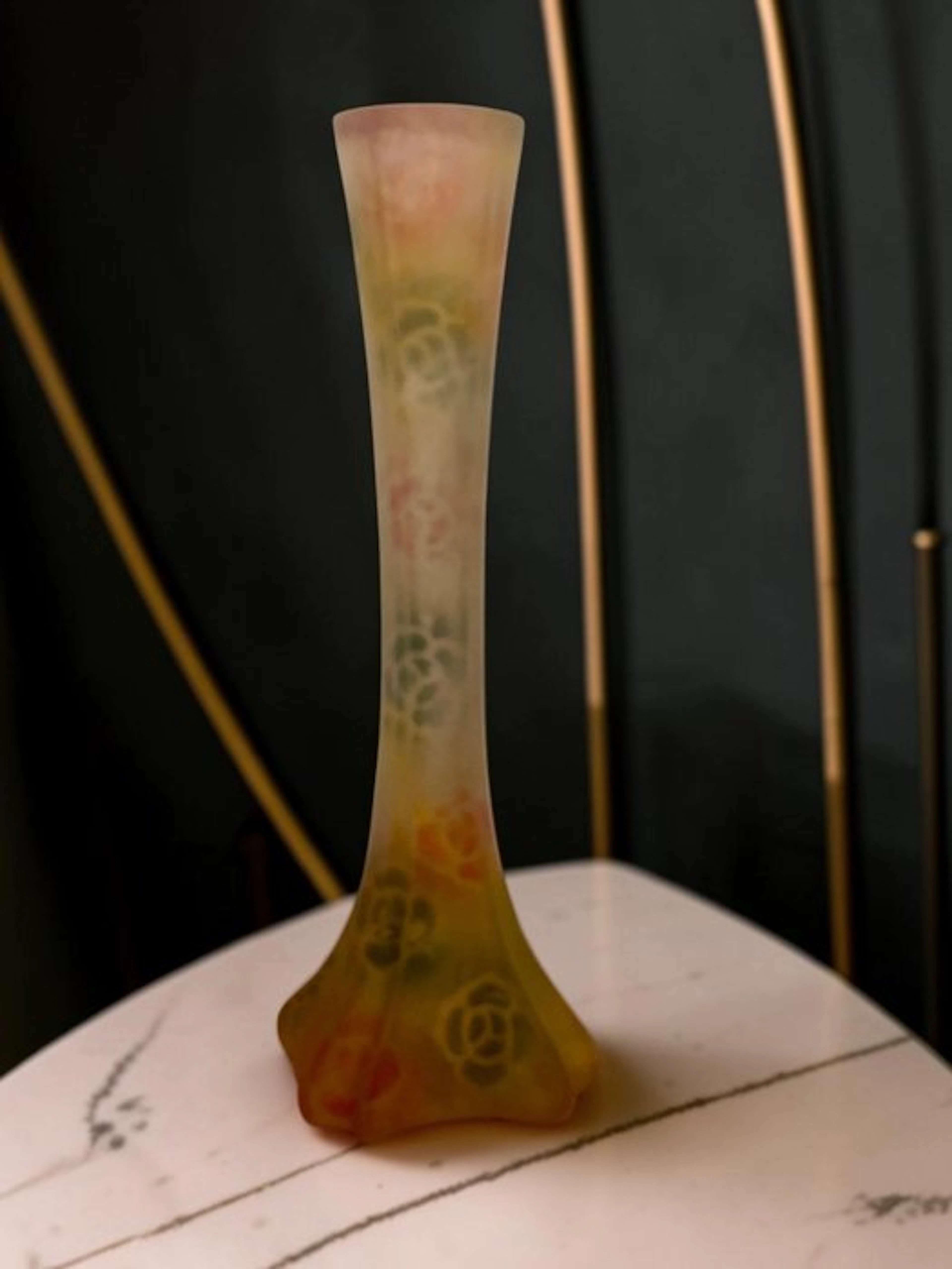 Vase - Crystal - Art Deco with roses, 1920