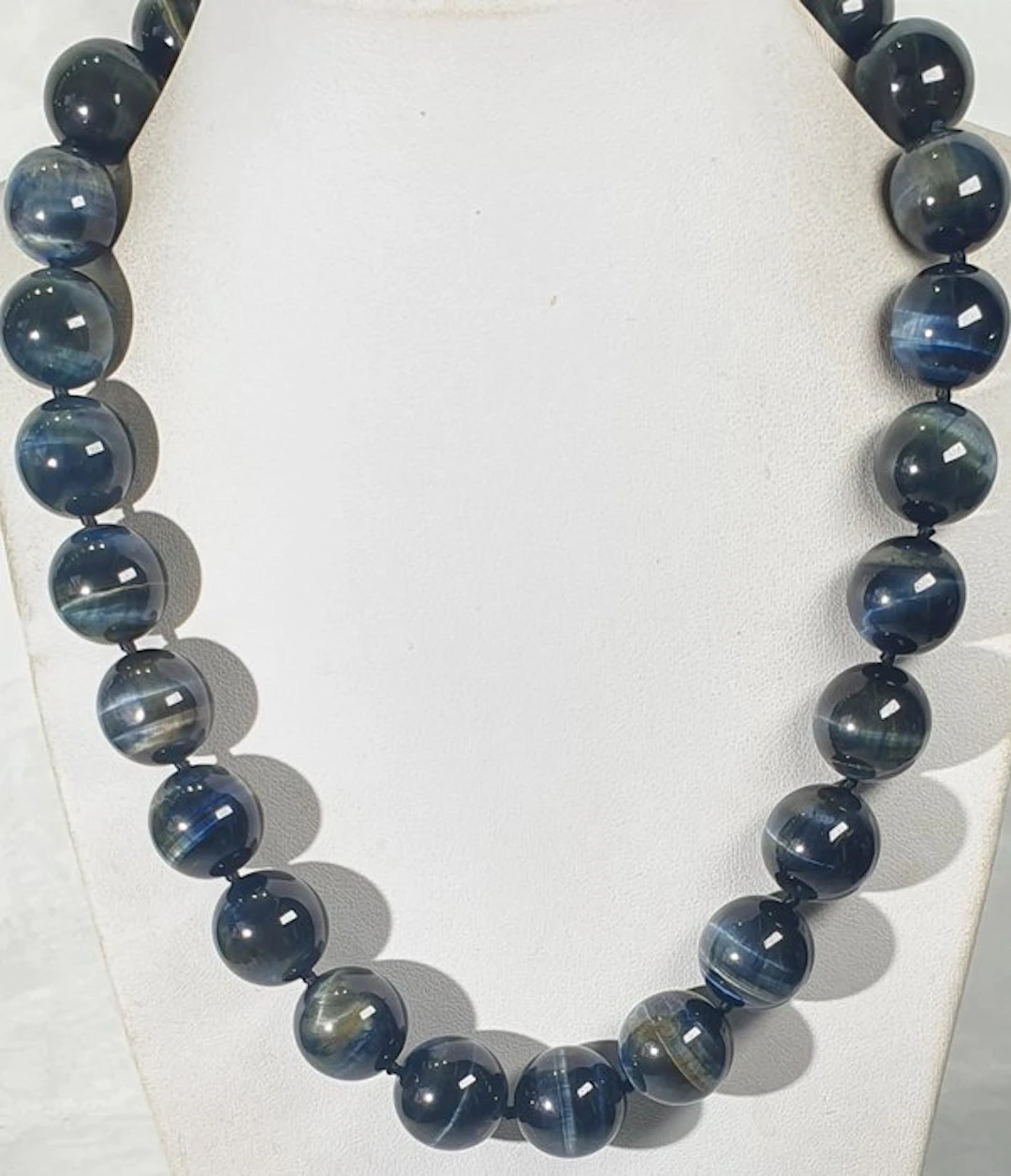 Hawk's Eye - VERY RARE - Global Vision Mineral - 925...