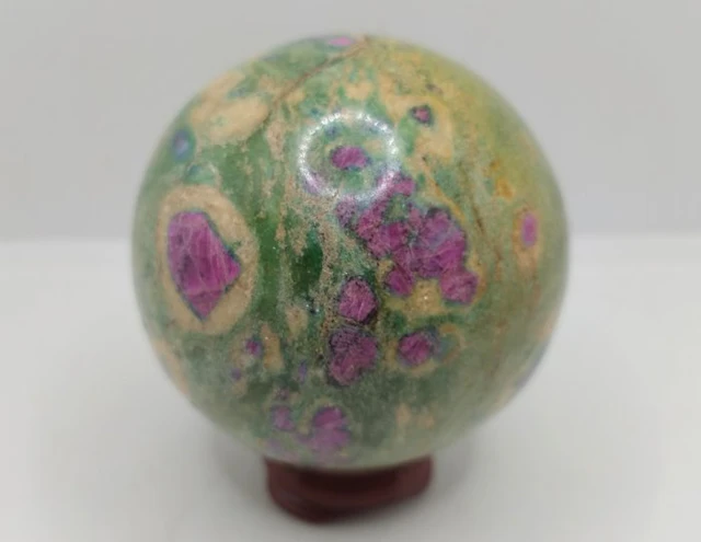 Top Quality - Ruby in Zoisite - Sphere- 365 g