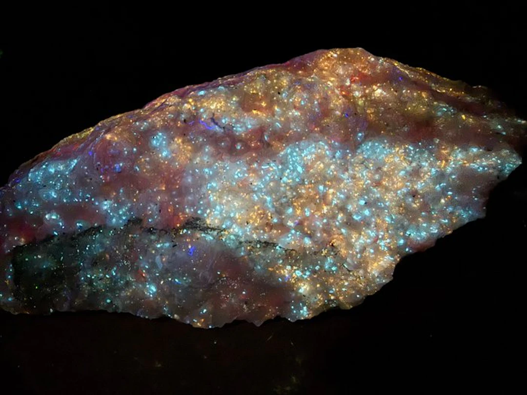 Bright and uncommon chondrodite